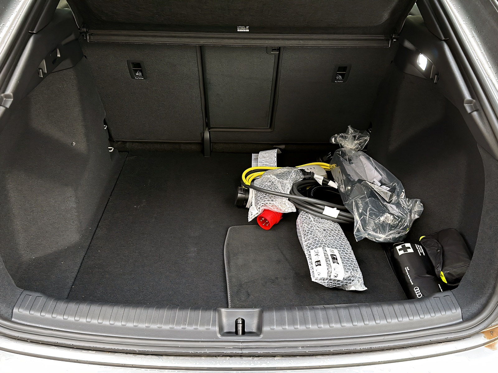 AUDI Q4 Sportback e-tron 55 quattro-image-9