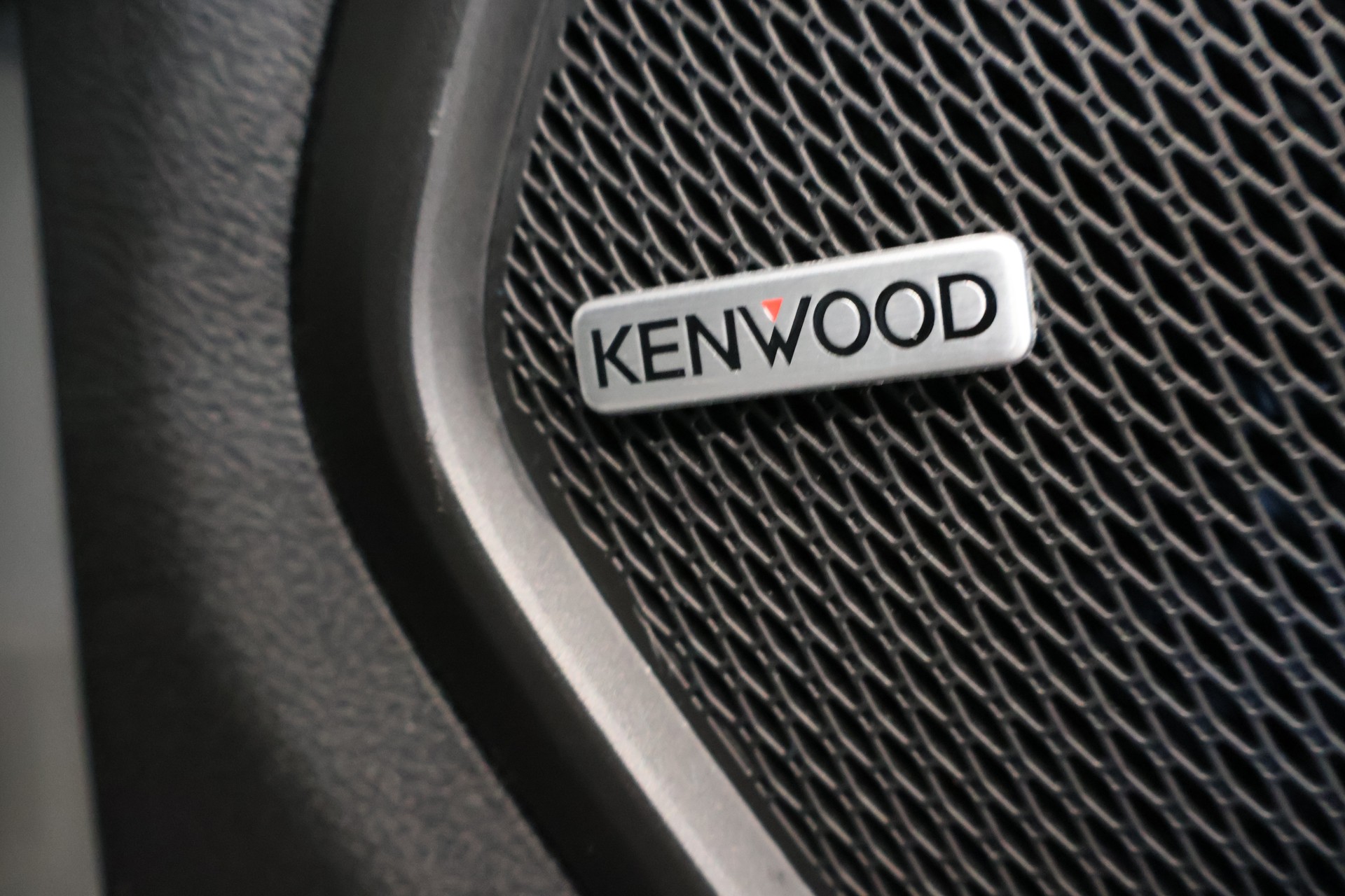 JEEP Renegade 1.3 T PHEV S AWD-image-27