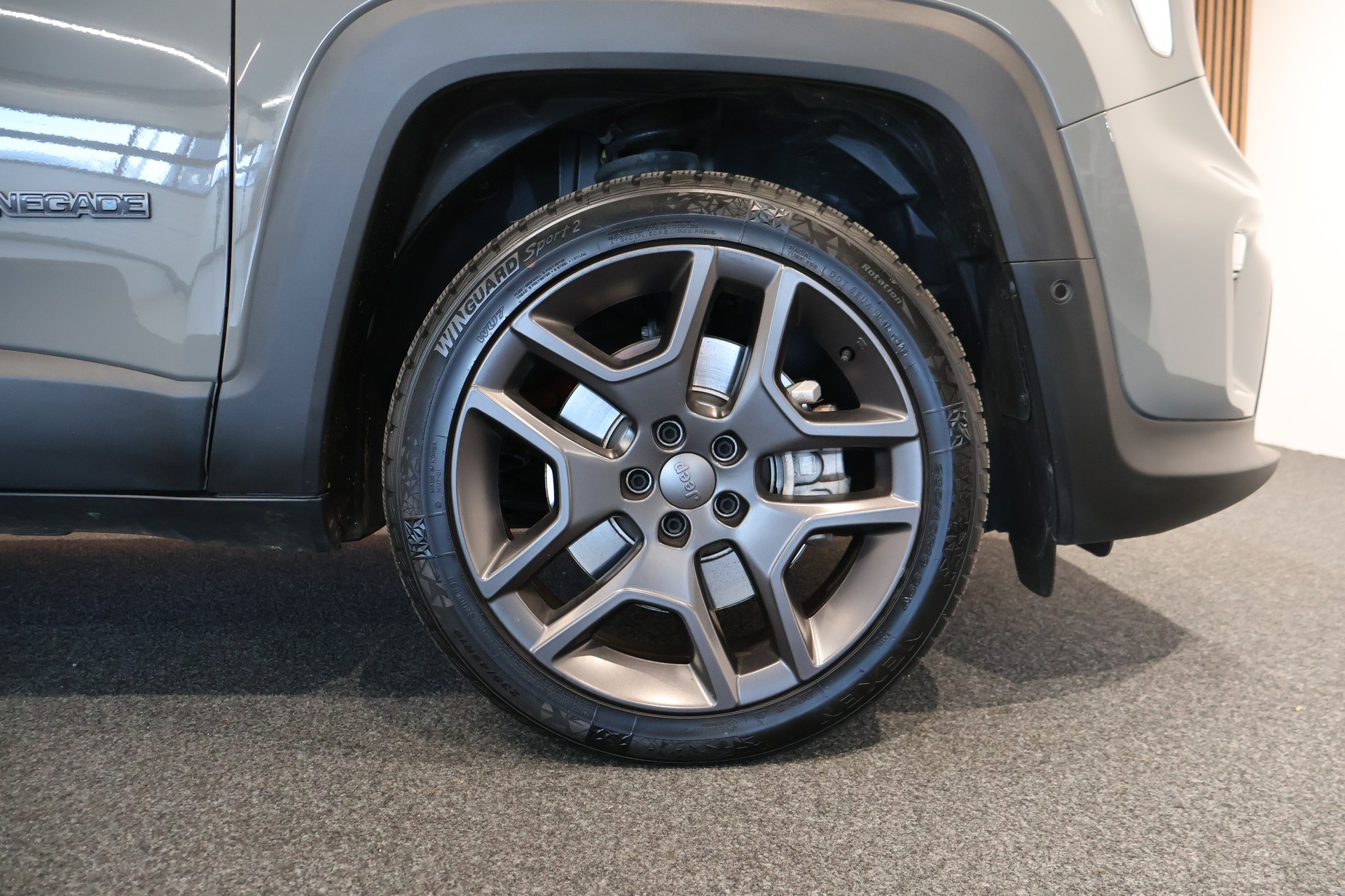 JEEP Renegade 1.3 T PHEV S AWD-image-28