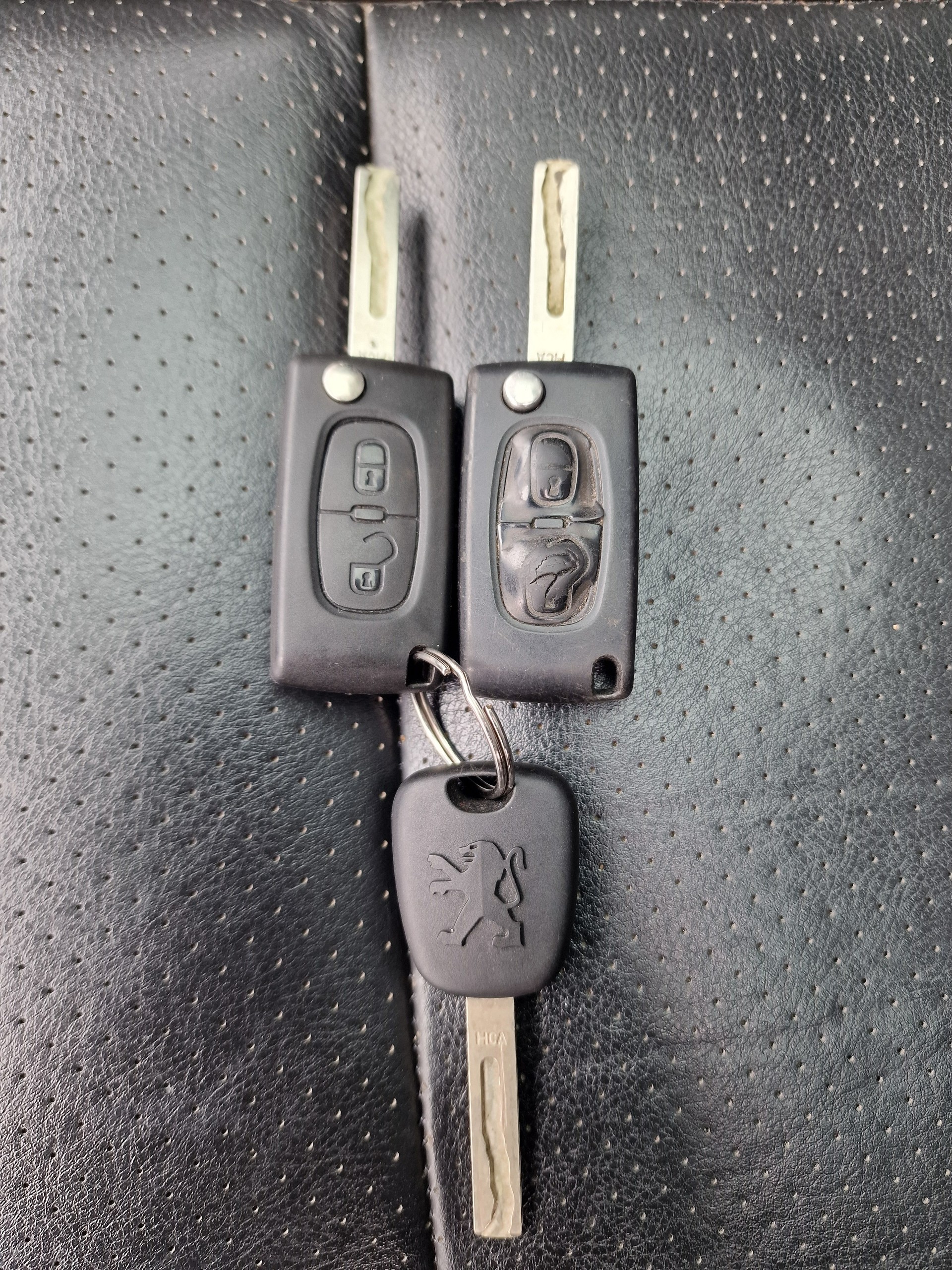 PEUGEOT 207 SW 1.6 16V Sport Automatic-image-10