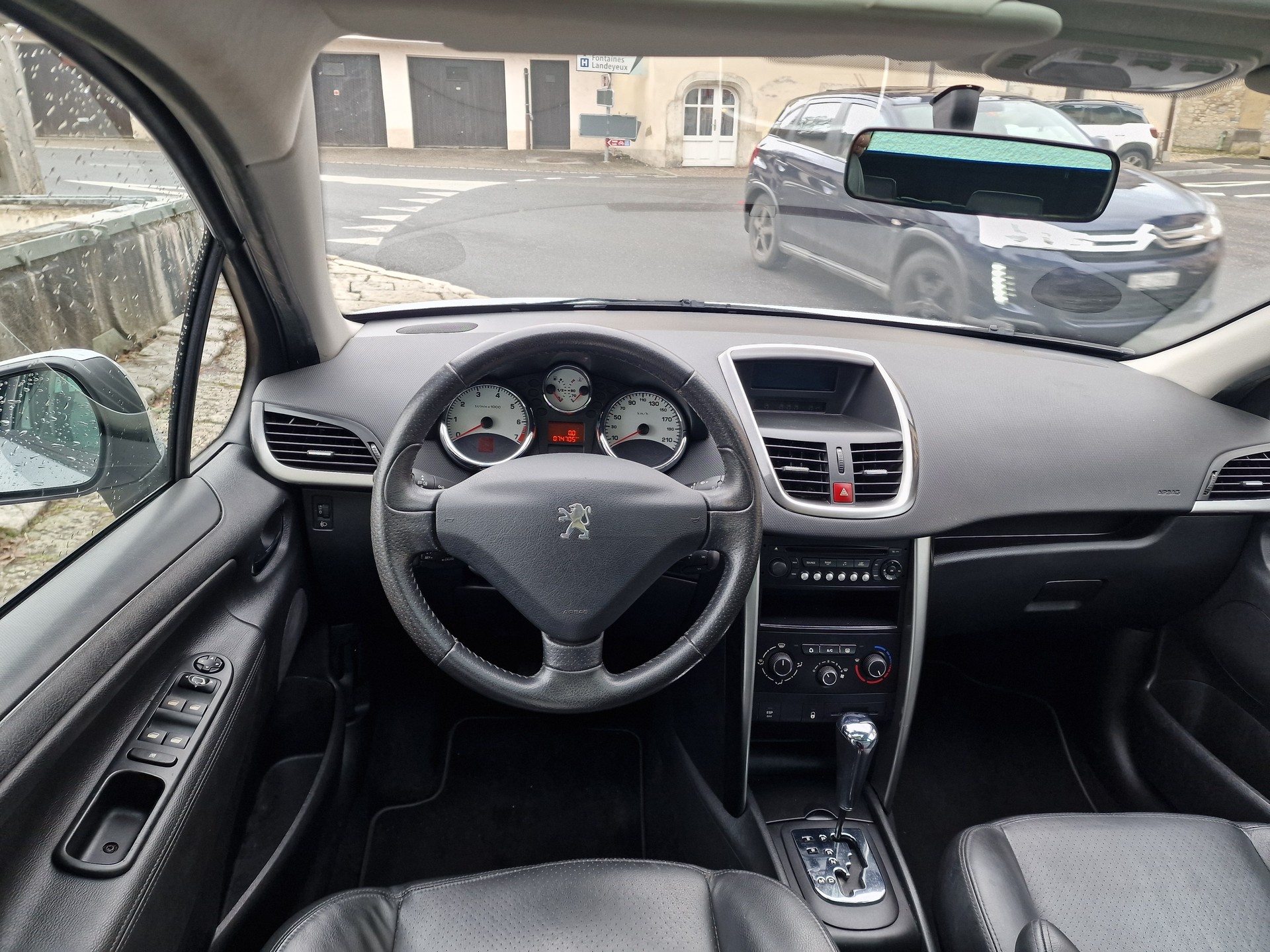 PEUGEOT 207 SW 1.6 16V Sport Automatic-image-7