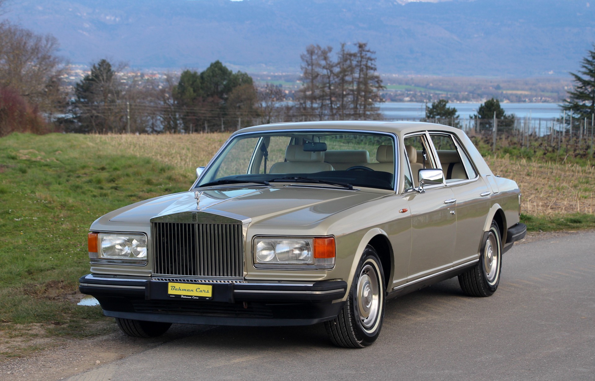 ROLLS-ROYCE Silver Spirit-image-29