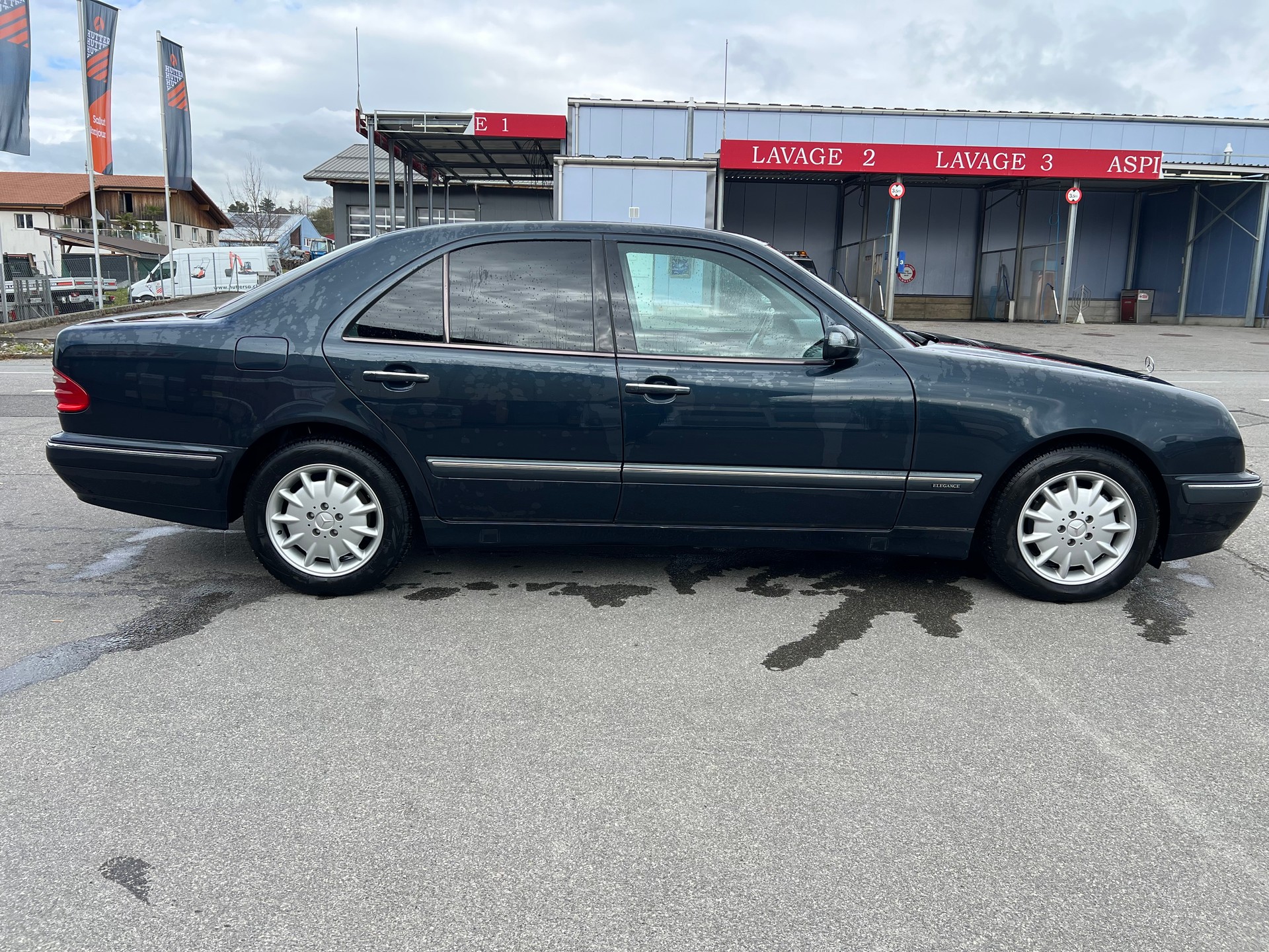 MERCEDES-BENZ E 270 CDI Elégance-image-7