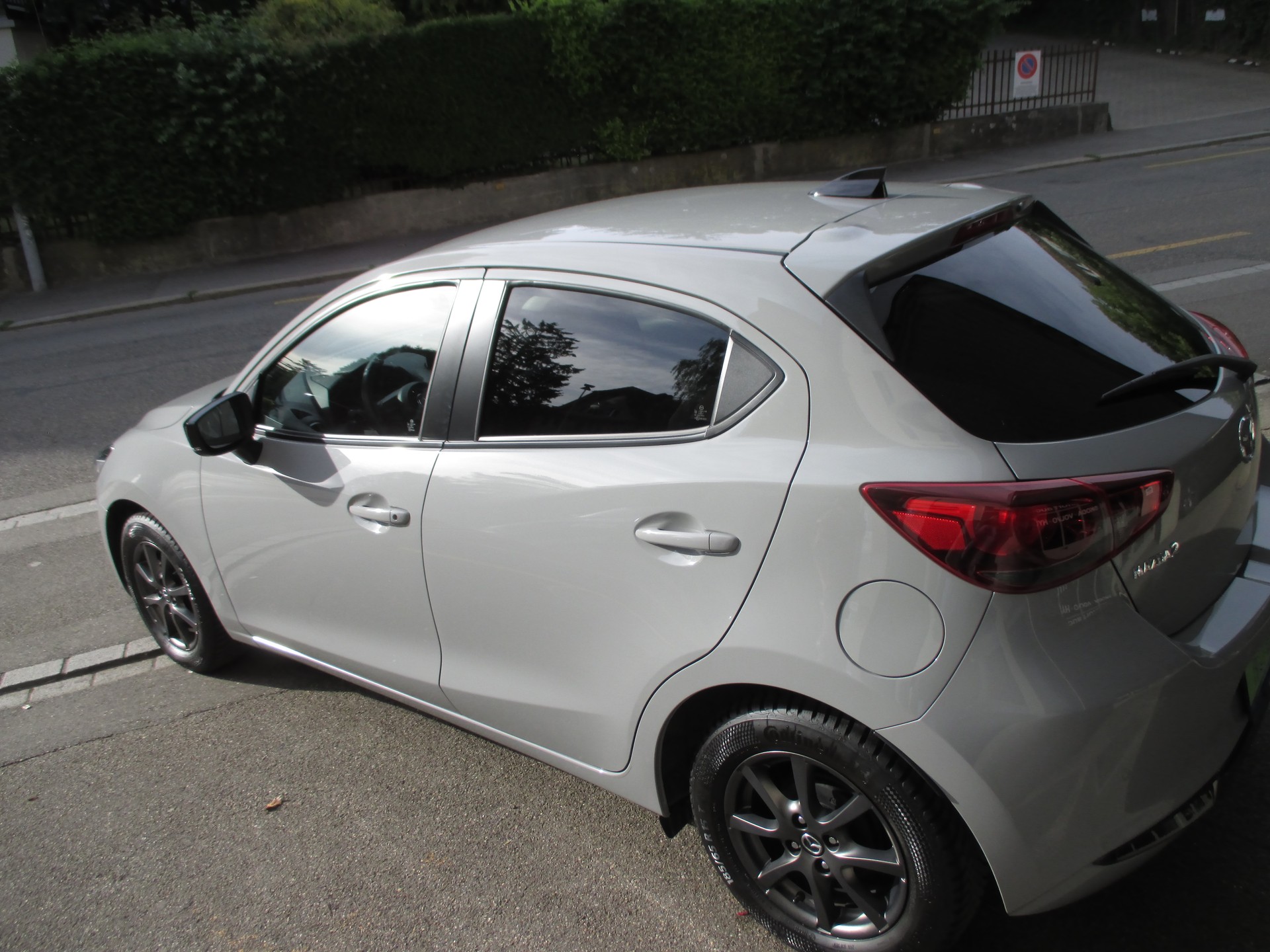 MAZDA 2 SKYACTIV-G 90 Homura Automat-image-3