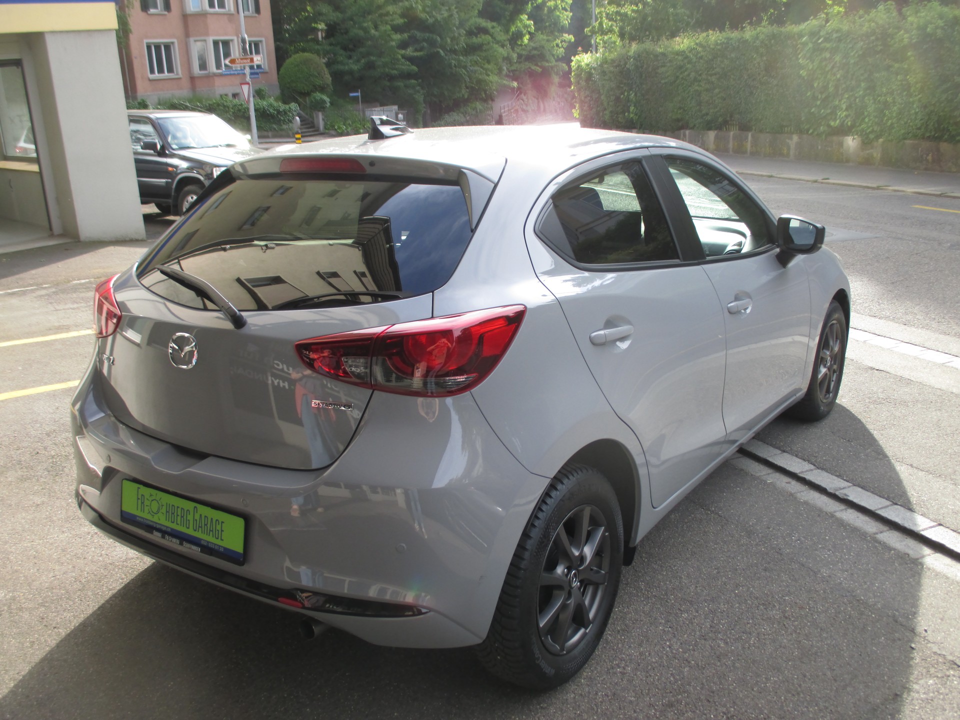 MAZDA 2 SKYACTIV-G 90 Homura Automat-image-4