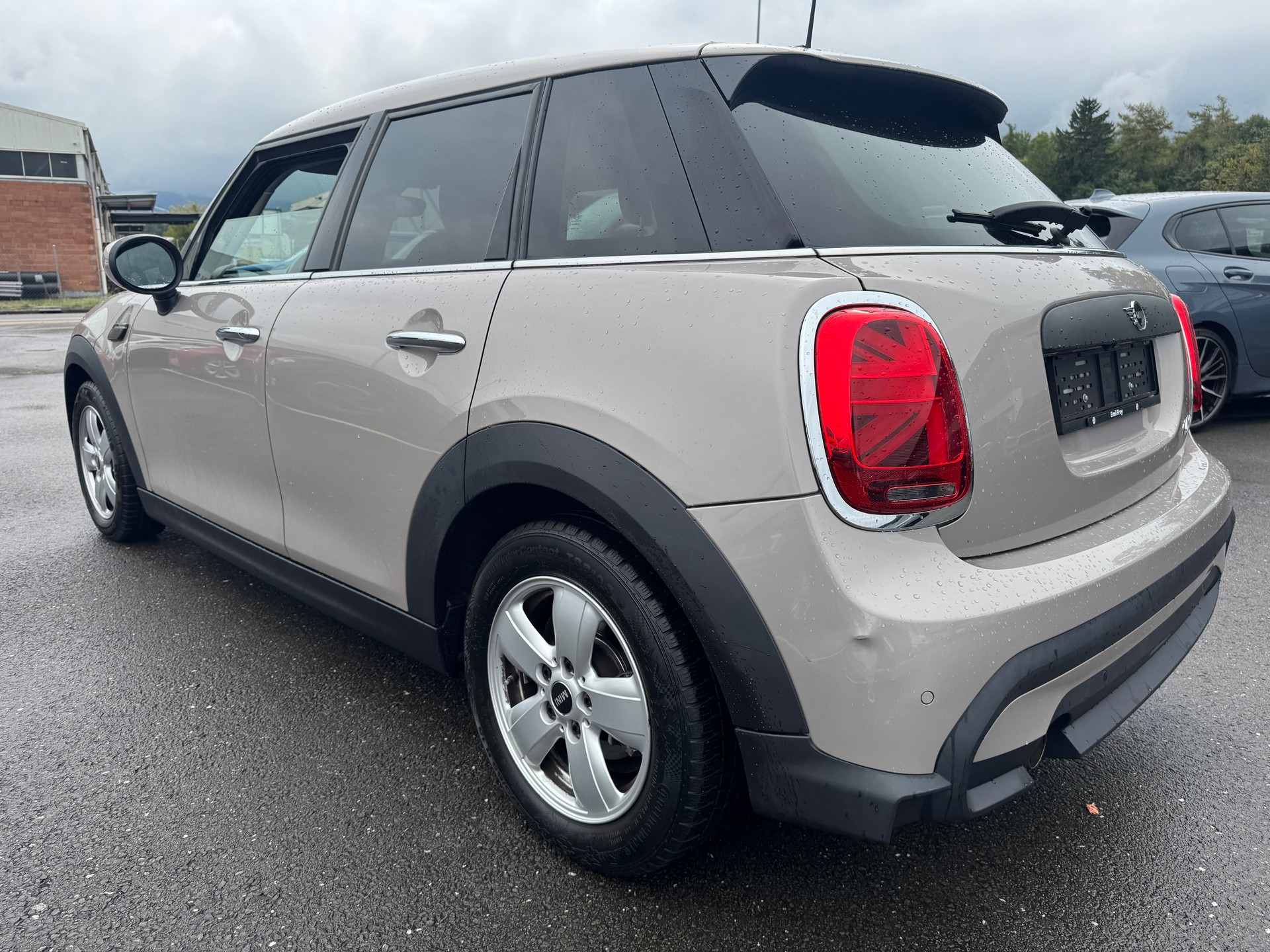 MINI One Camden Edition-image-5