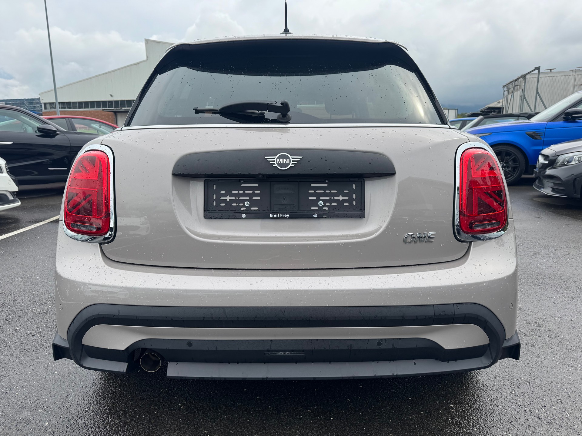MINI One Camden Edition-image-4