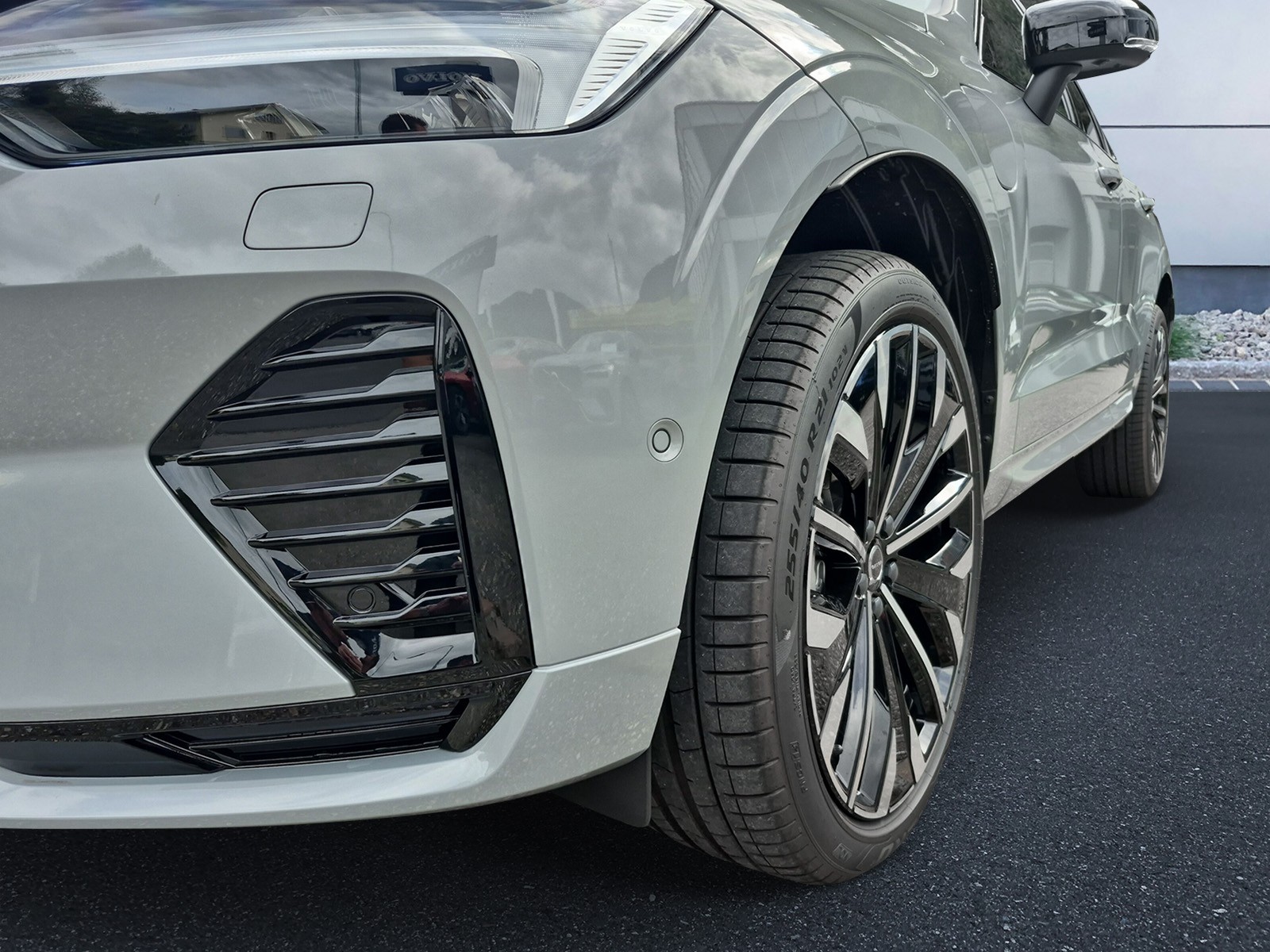 VOLVO XC60 2.0 T6 TE Ultra Dark eAWD-image-8