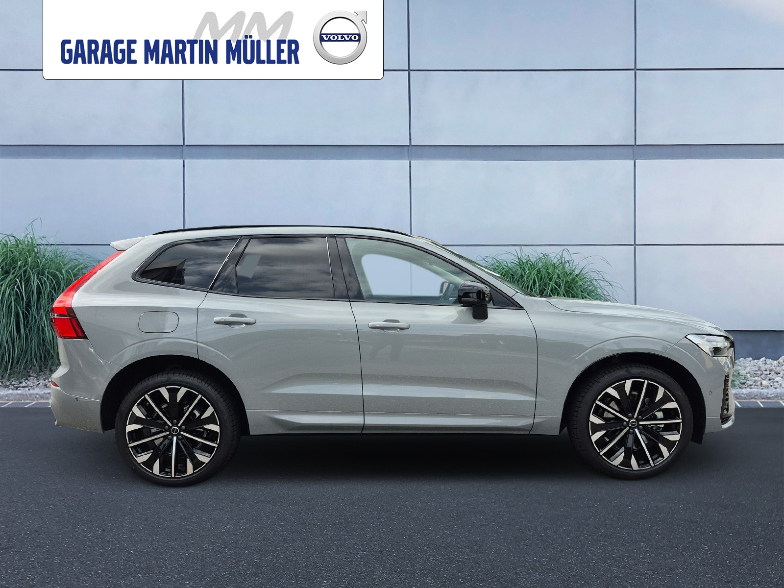 VOLVO XC60 2.0 T6 TE Ultra Dark eAWD-image-5