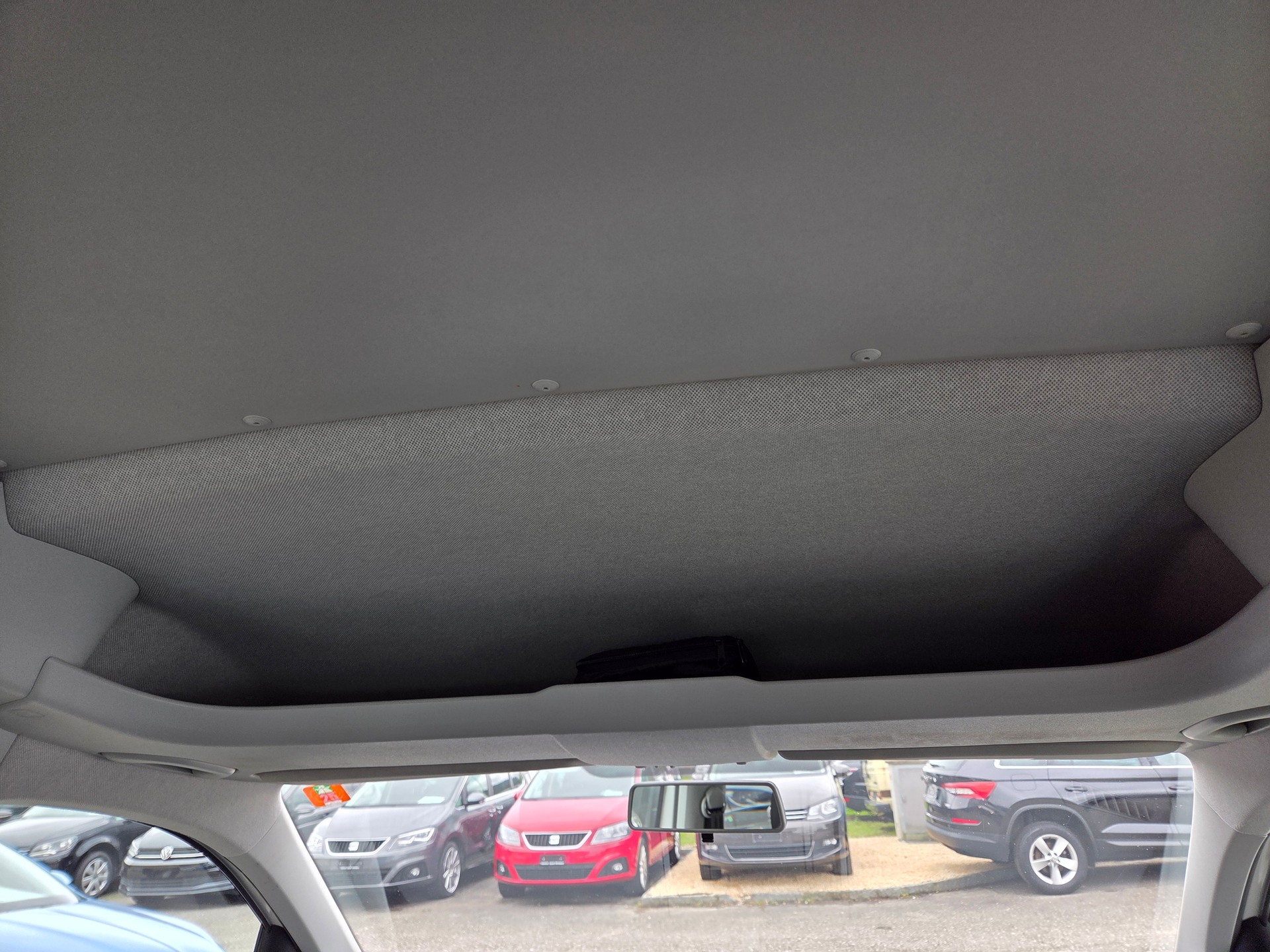 VW Caddy 2.0TDI BlueMotion Technology DSG-image-19