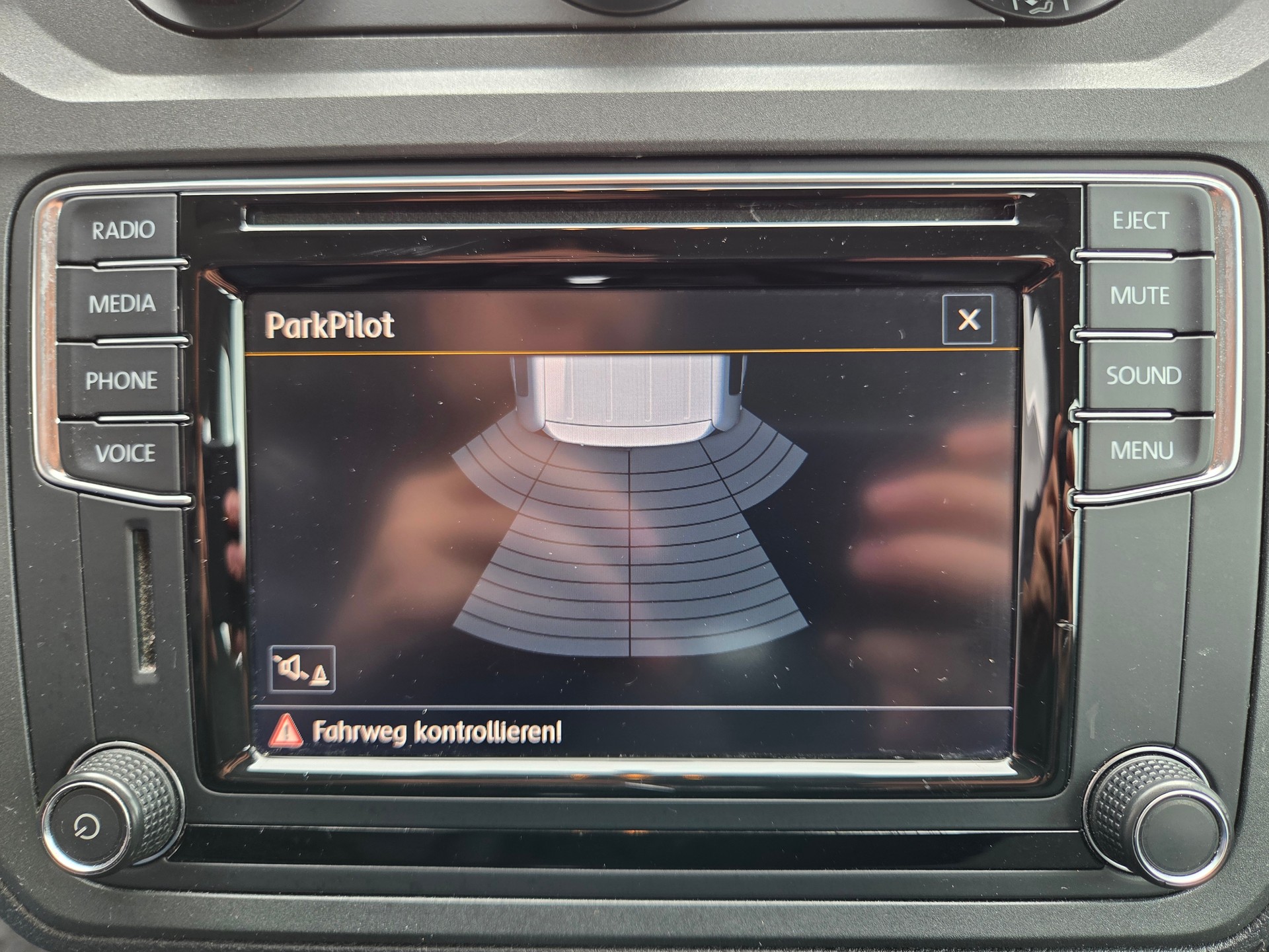 VW Caddy 2.0TDI BlueMotion Technology DSG-image-16