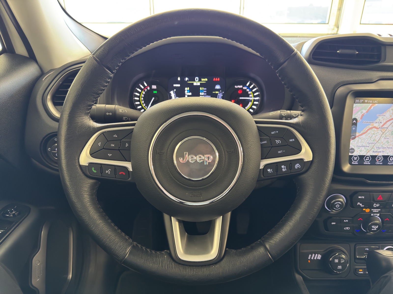 JEEP RENEGADE 1.3 Limited 4xe-image-12