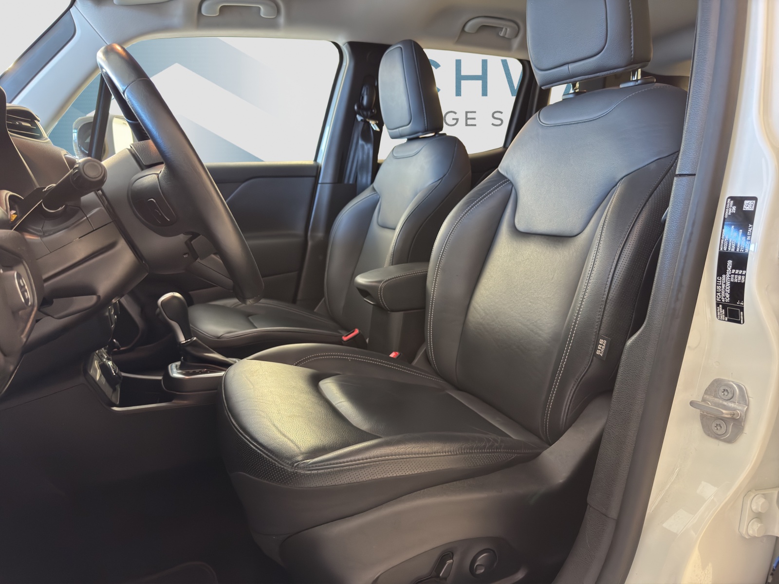 JEEP RENEGADE 1.3 Limited 4xe-image-8