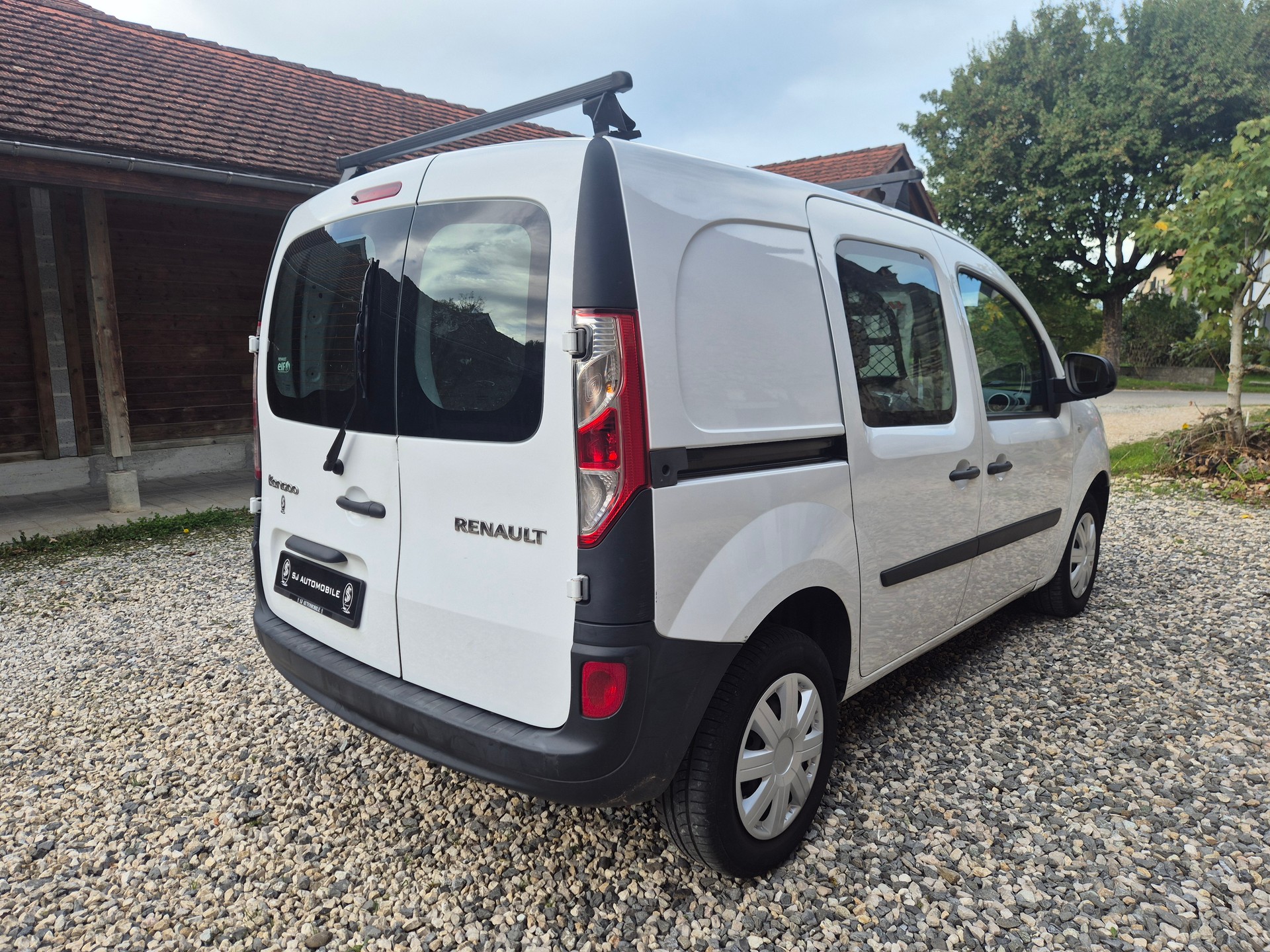 RENAULT Kangoo Medium TCe 115 Business A-image-4