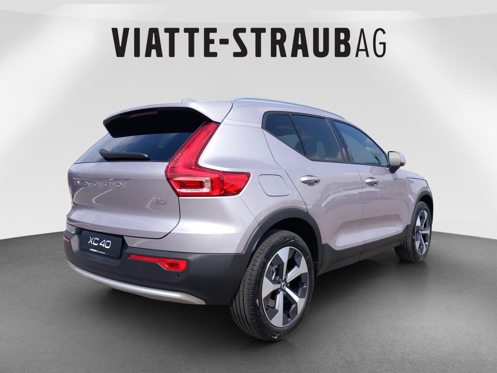 VOLVO XC40 2.0 B3 MH XCITE-image-4