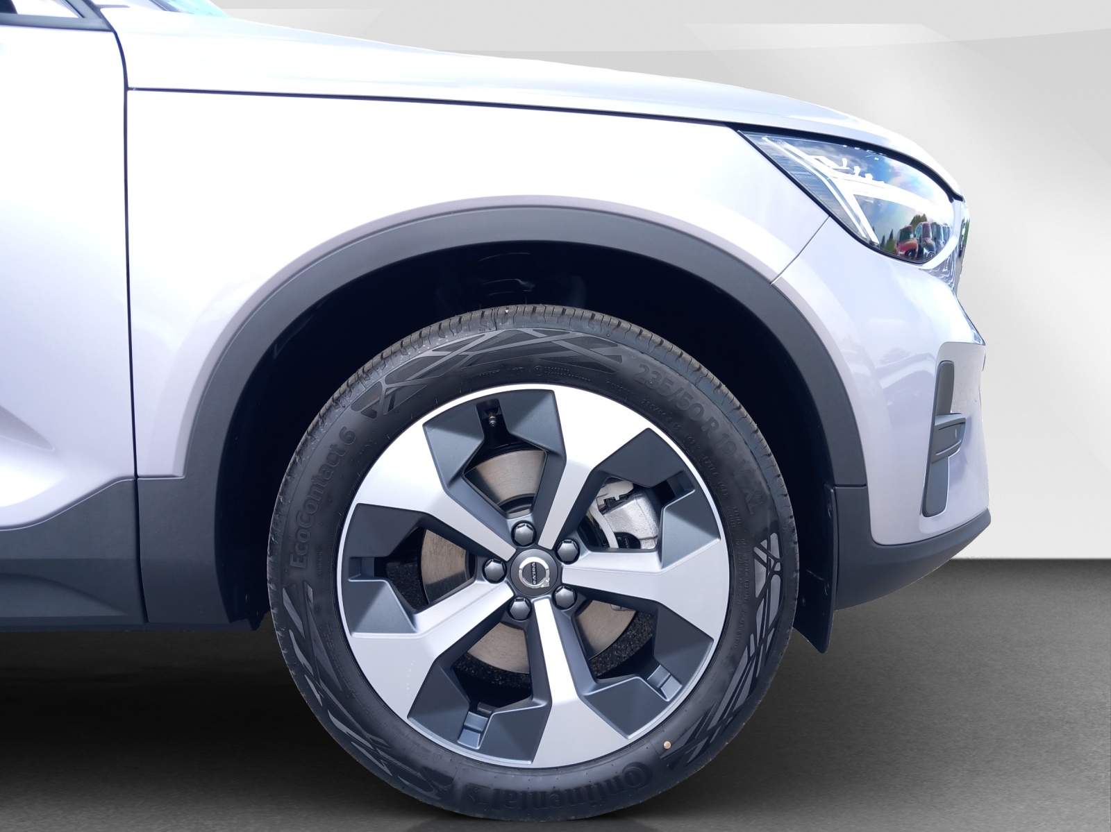 VOLVO XC40 2.0 B3 MH XCITE-image-23