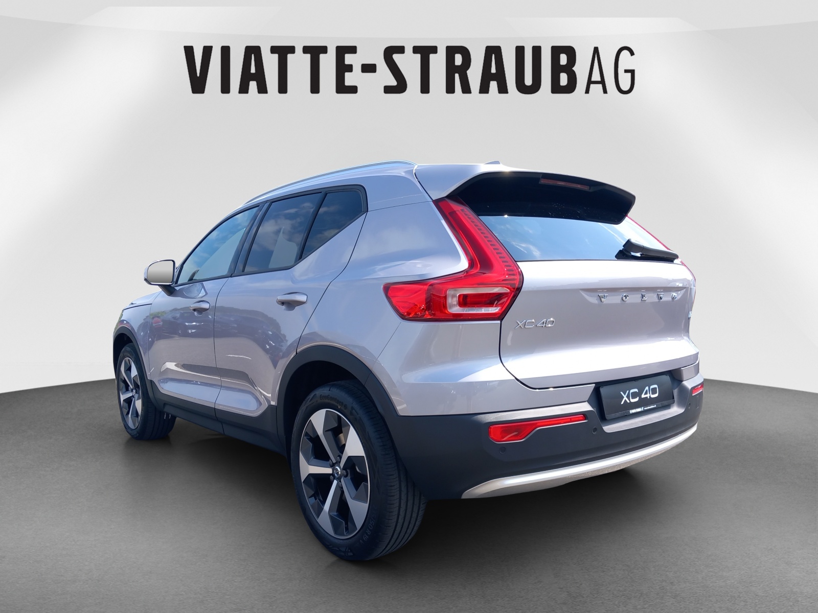 VOLVO XC40 2.0 B3 MH XCITE-image-2