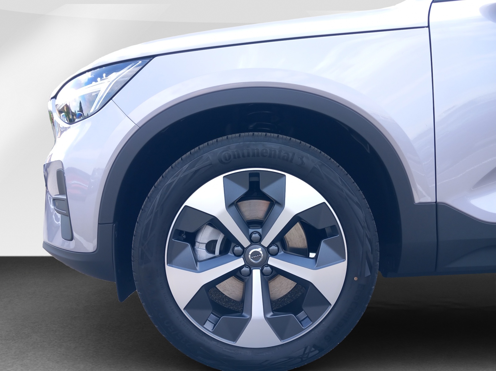 VOLVO XC40 2.0 B3 MH XCITE-image-21