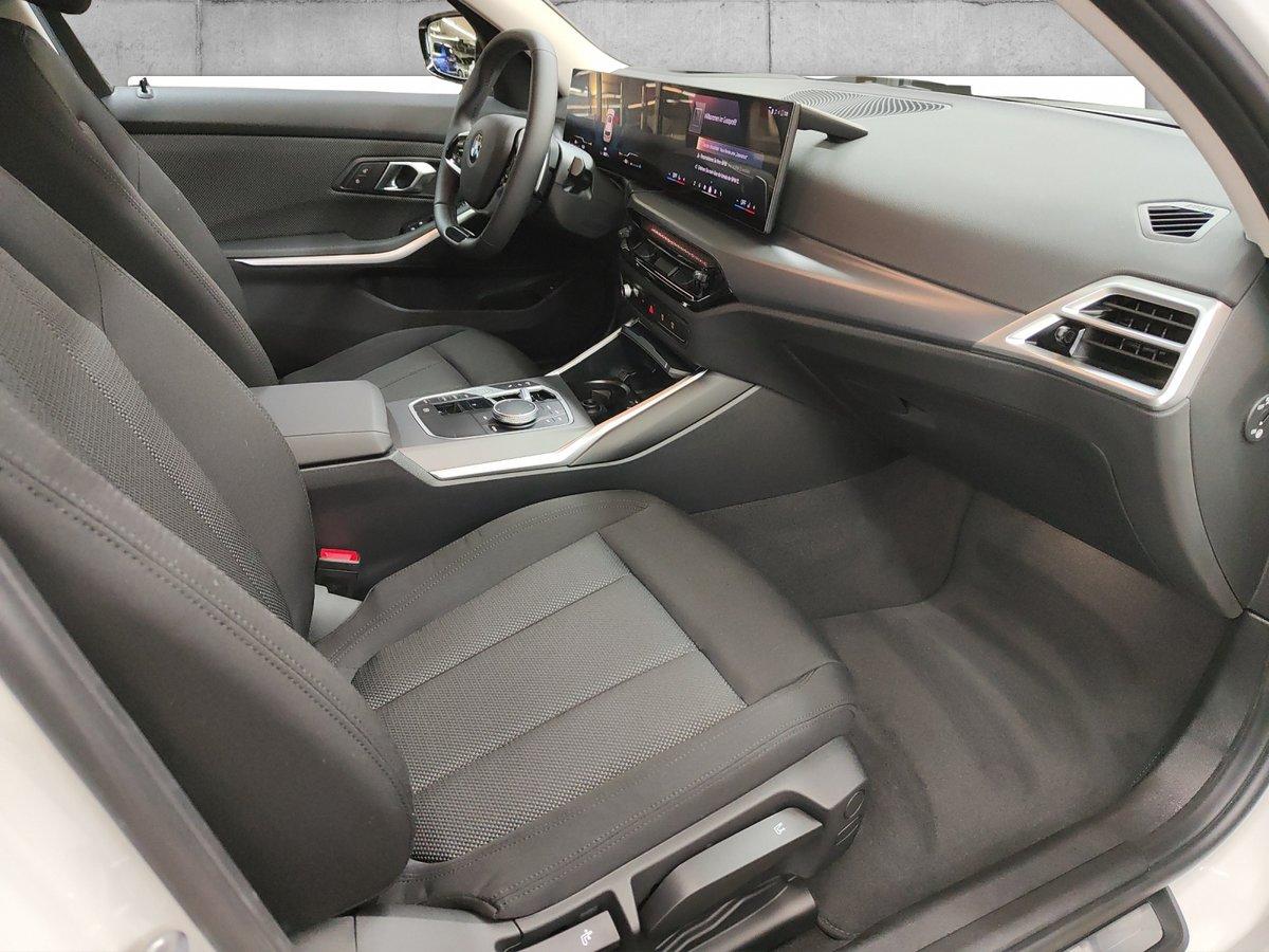BMW 330d xDrive SAG-image-15