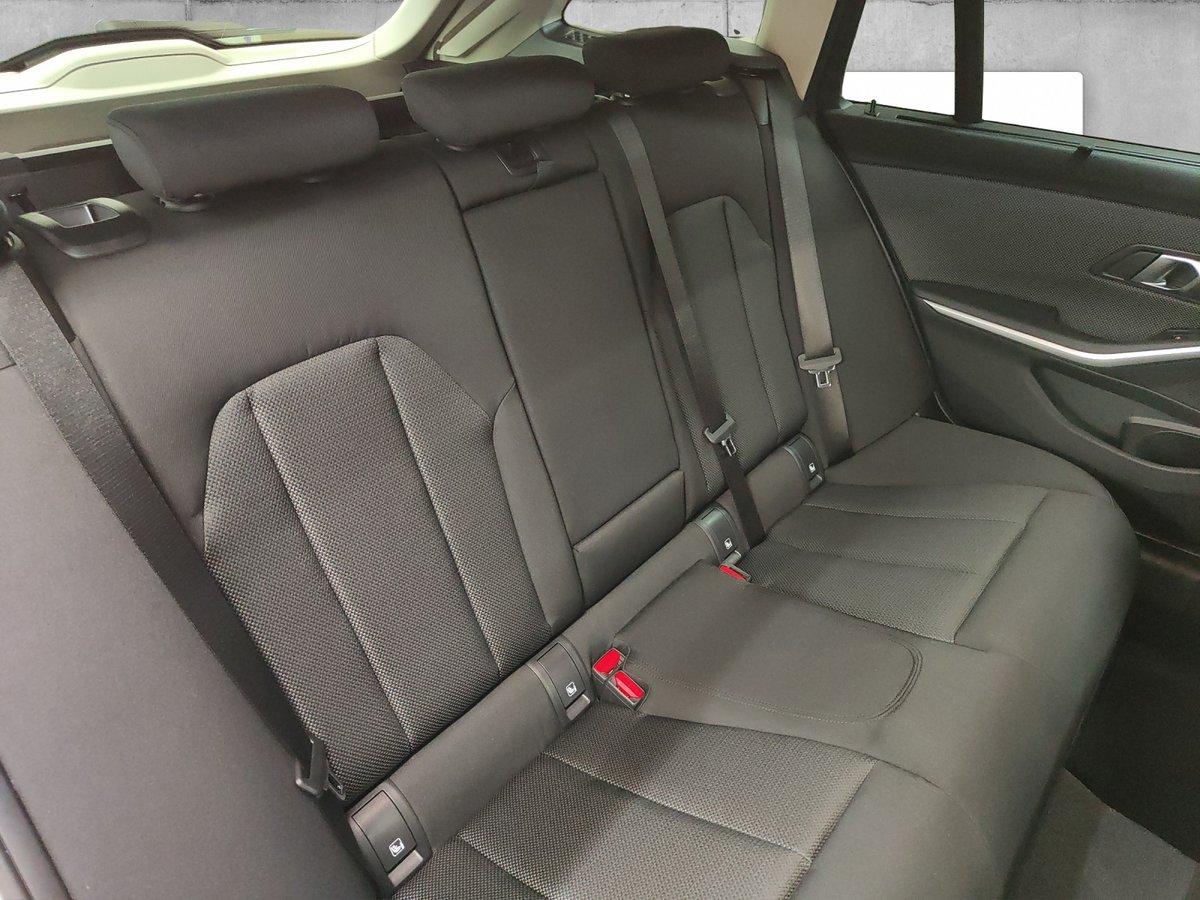 BMW 330d xDrive SAG-image-18