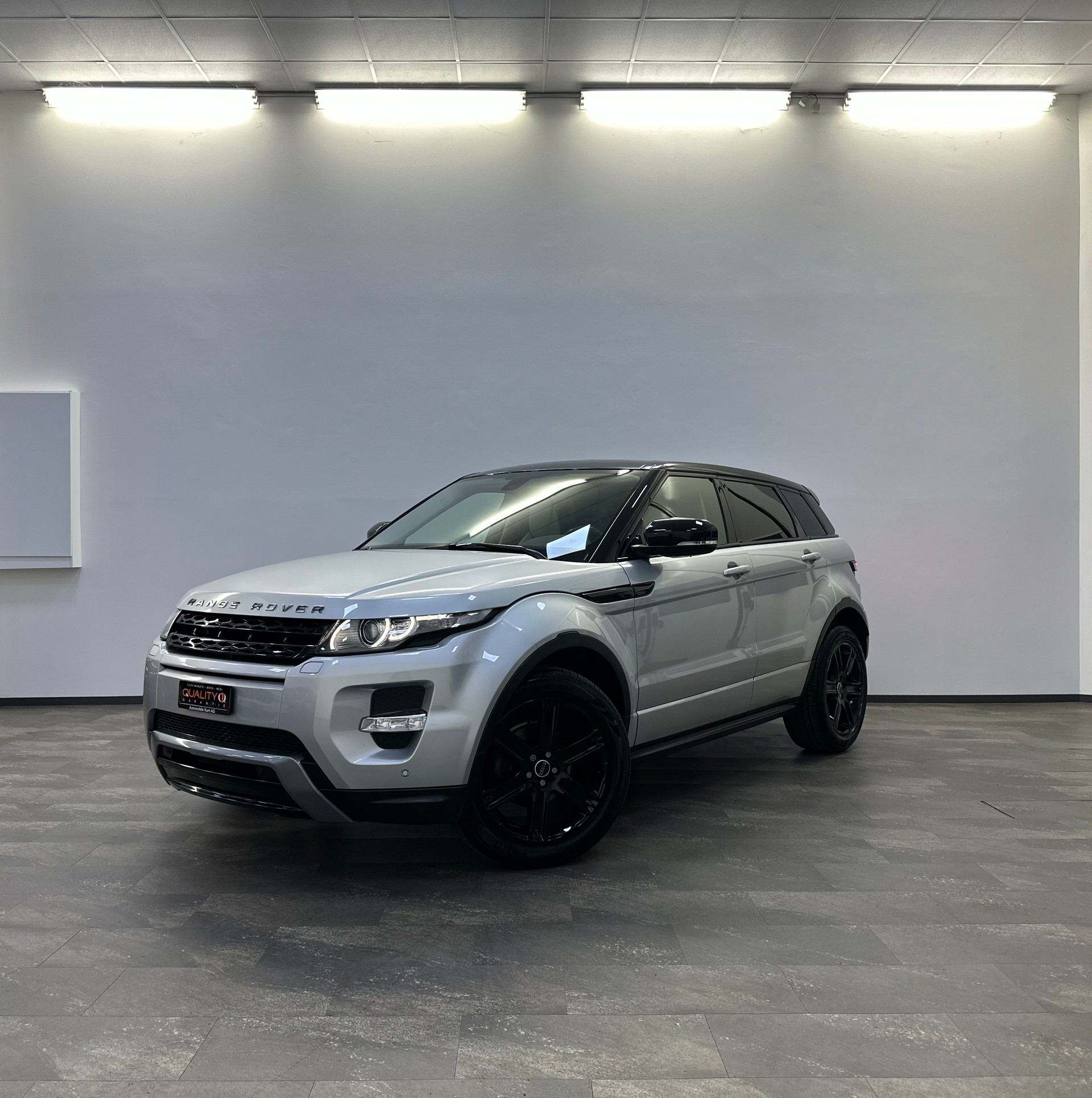 LAND ROVER Range Rover Evoque 2.0 Si4 Dynamic AT6-image-0