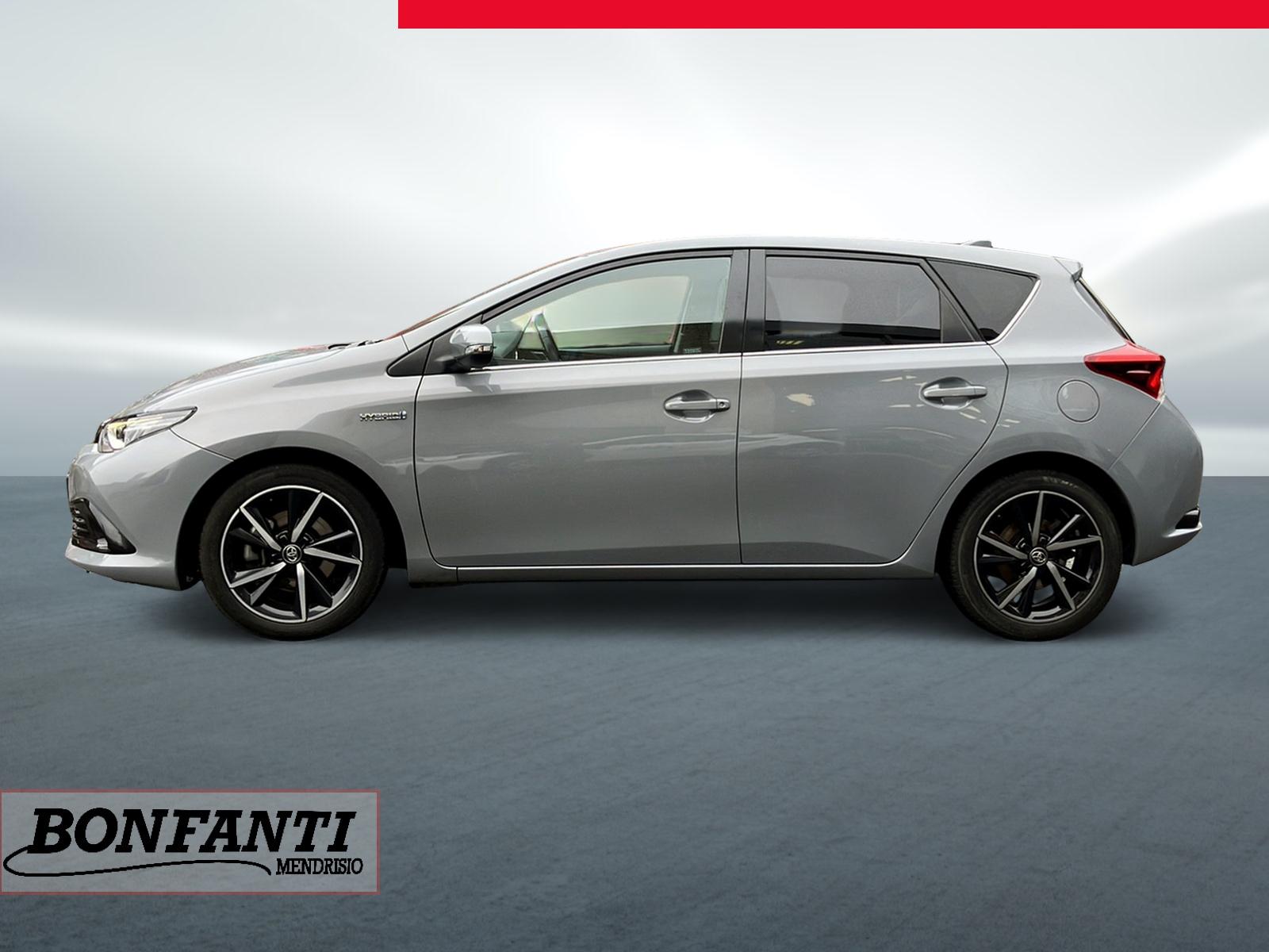 TOYOTA Auris 1.8 HSD Trend-image-2