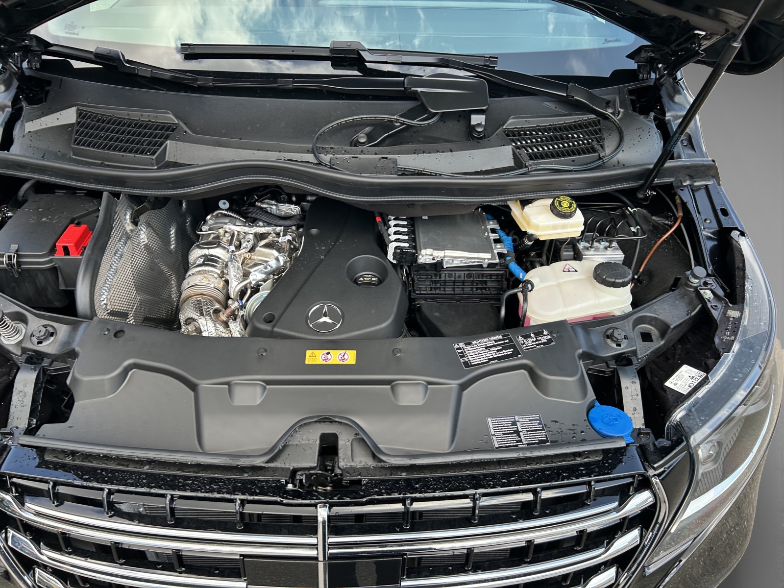 MERCEDES-BENZ V 300 d lang Exclusive 4Matic 9G-Tronic-image-11