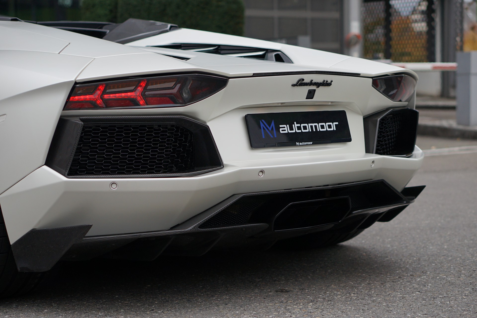 LAMBORGHINI Aventador LP700-4 Roadster E-Gear *SONDERPREIS!* *Unikat* *Novitec* *Mattlackierung*-image-10