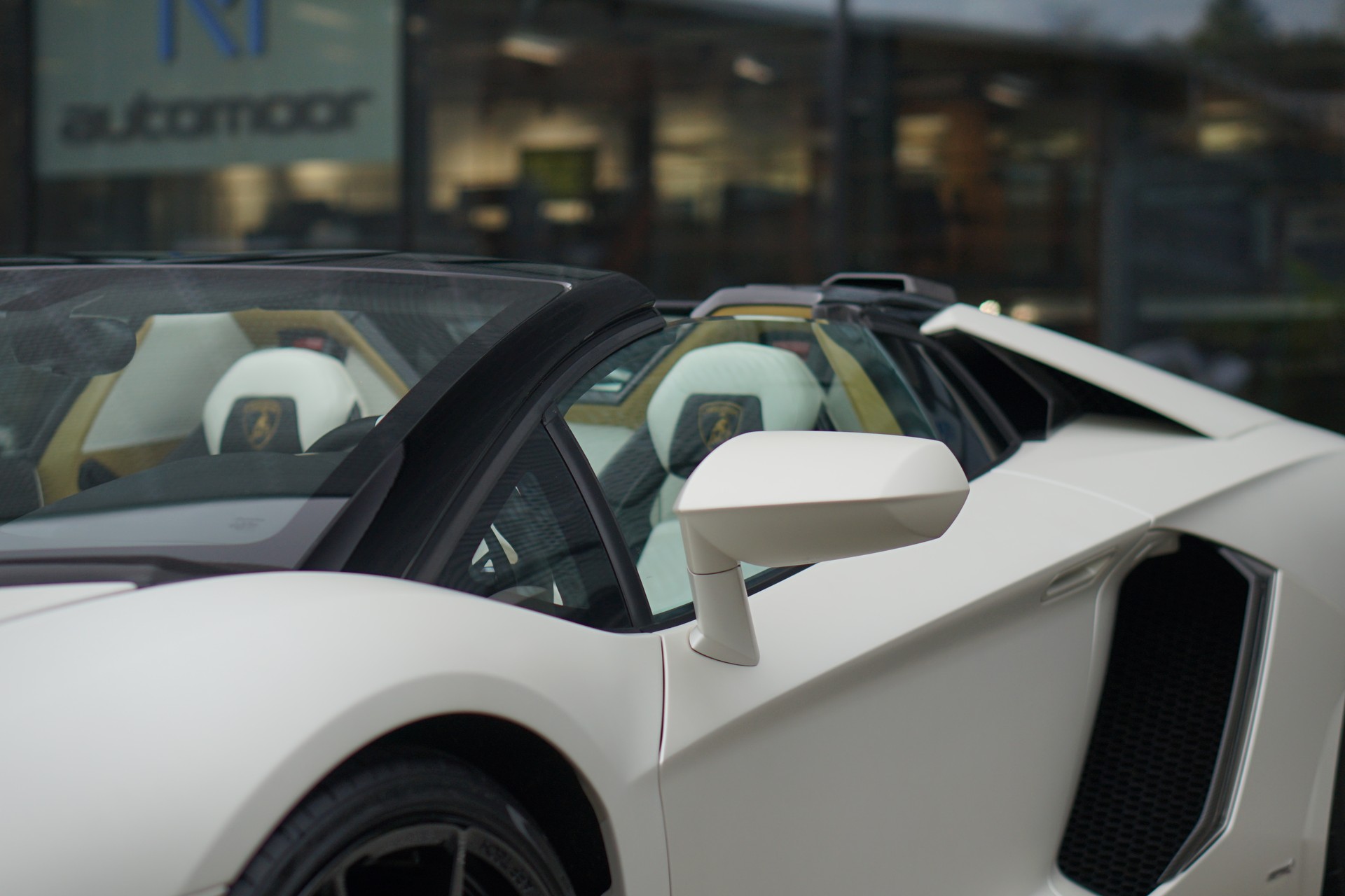 LAMBORGHINI Aventador LP700-4 Roadster E-Gear *SONDERPREIS!* *Unikat* *Novitec* *Mattlackierung*-image-38