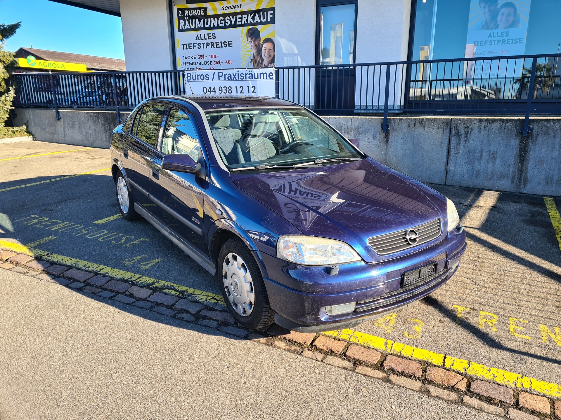 OPEL Astra 1.8i 16V Comfort-image-0