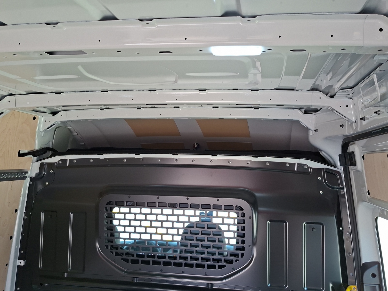 VW Crafter 35 2.0 TDI L3 HD A-image-20