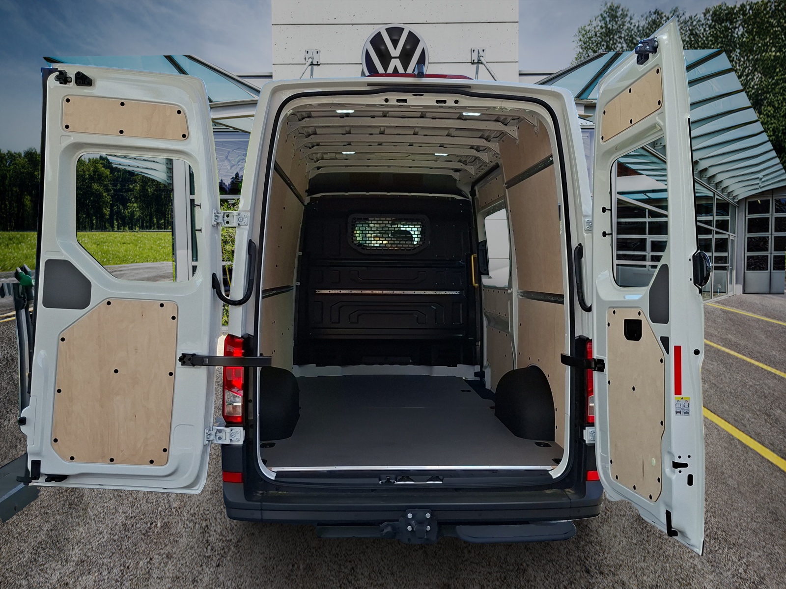 VW Crafter 35 2.0 TDI L3 HD A-image-19