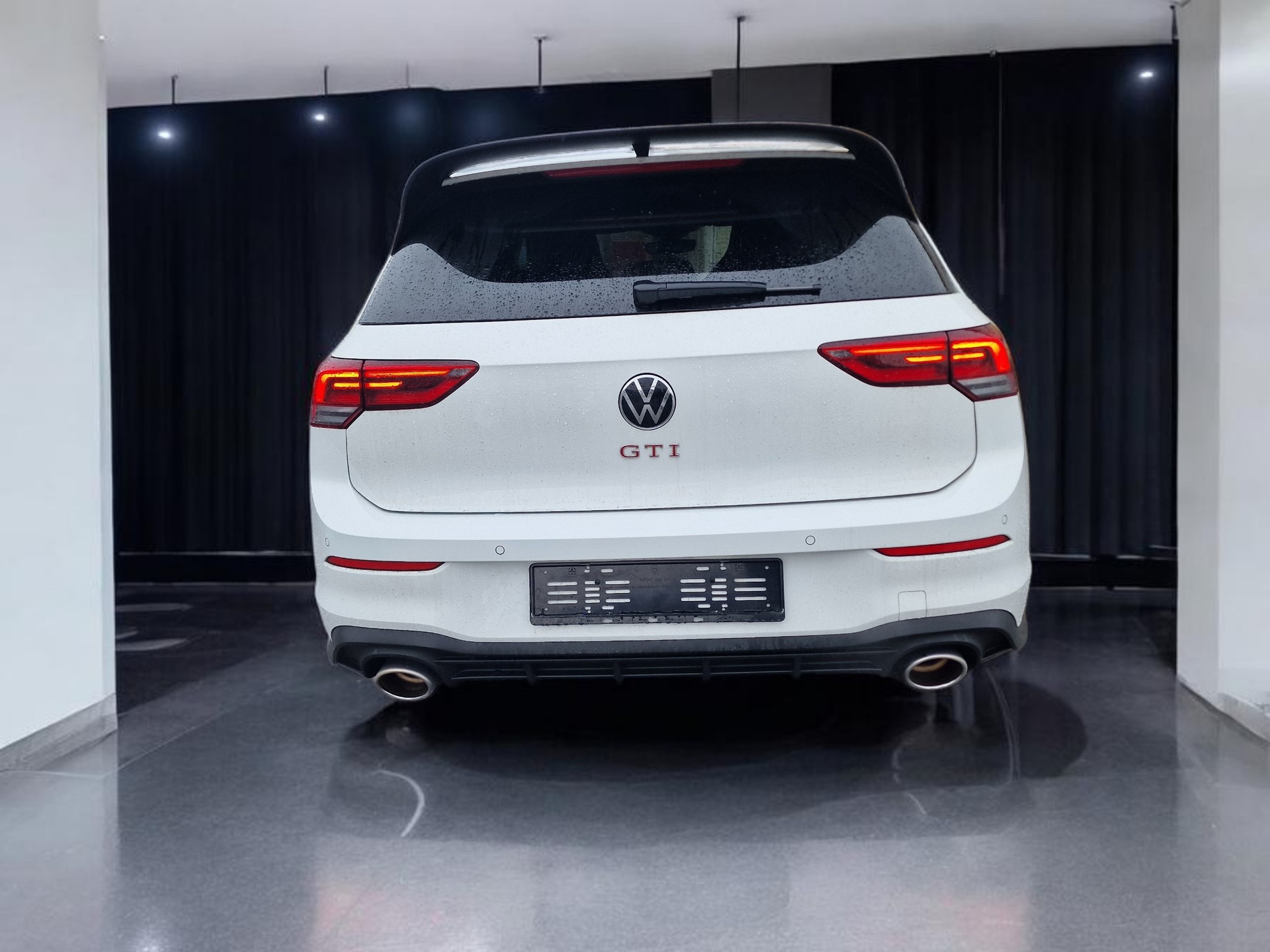 VW Golf 2.0 TSI GTI Clubsport DSG 36Mt Gara-image-6