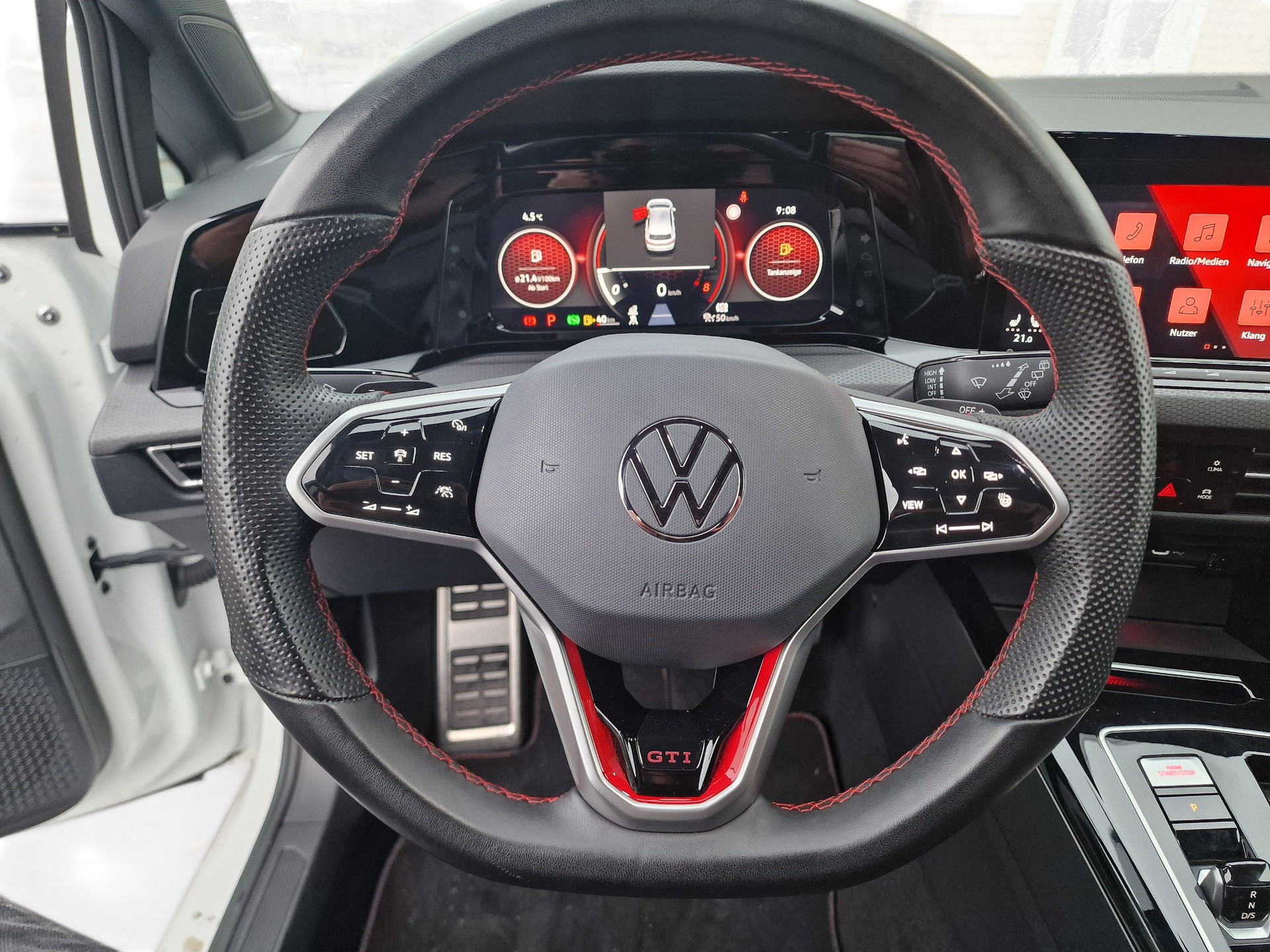 VW Golf 2.0 TSI GTI Clubsport DSG 36Mt Gara-image-11