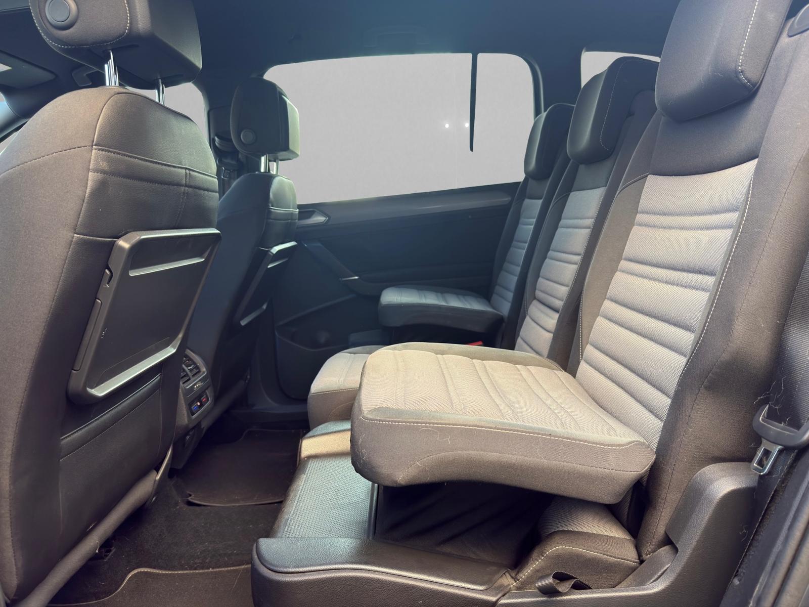 VW Touran 1.4 TSI BlueMotion Technology Sport DSG-image-7