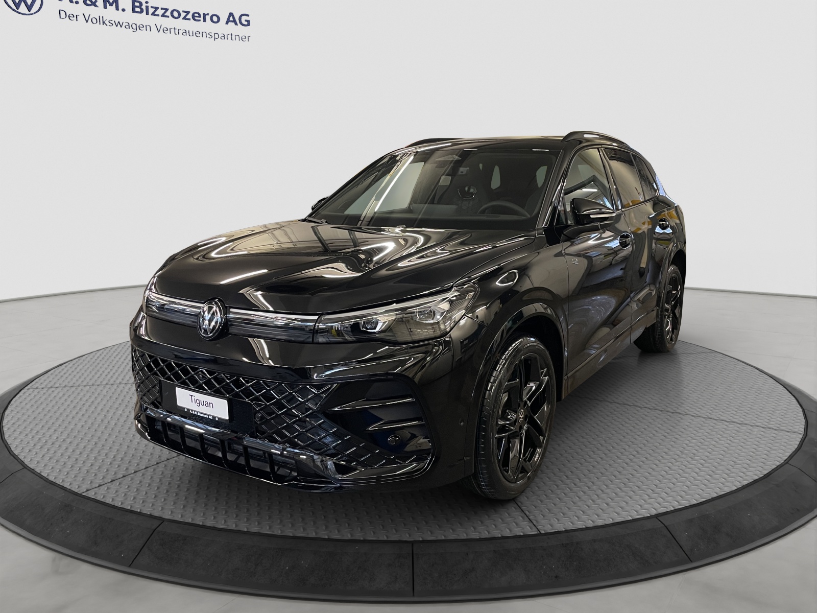 VW Tiguan 2.0 TSI DSG R-Line 4Motion-image-0
