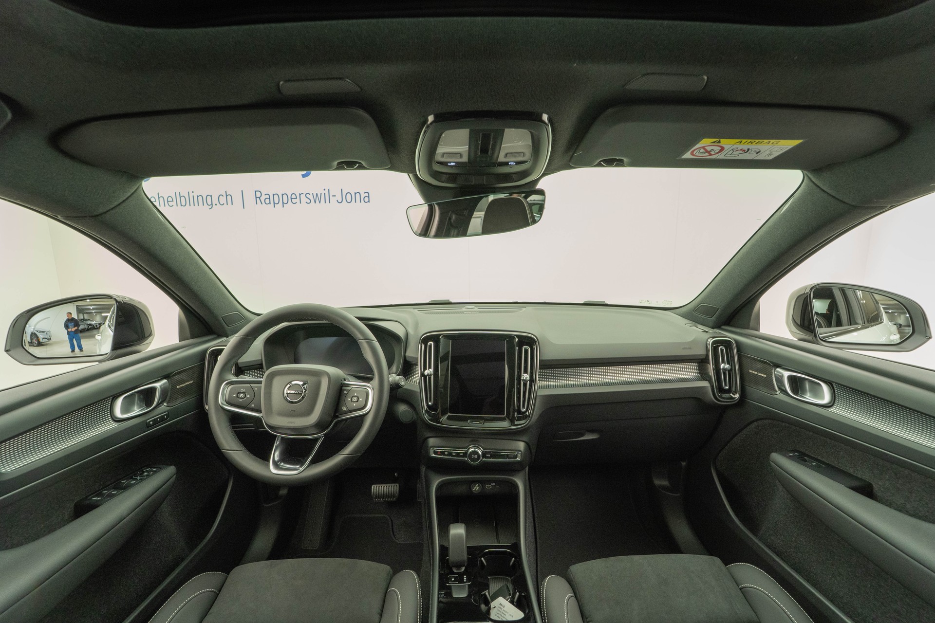 VOLVO EX40 Twin Performance Ultra AWD-image-5