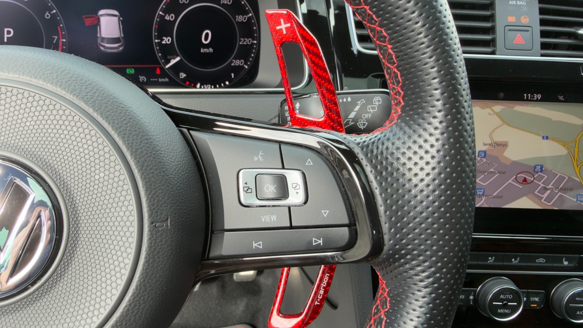 VW Golf 2.0 TSI GTI TCR DSG-image-11