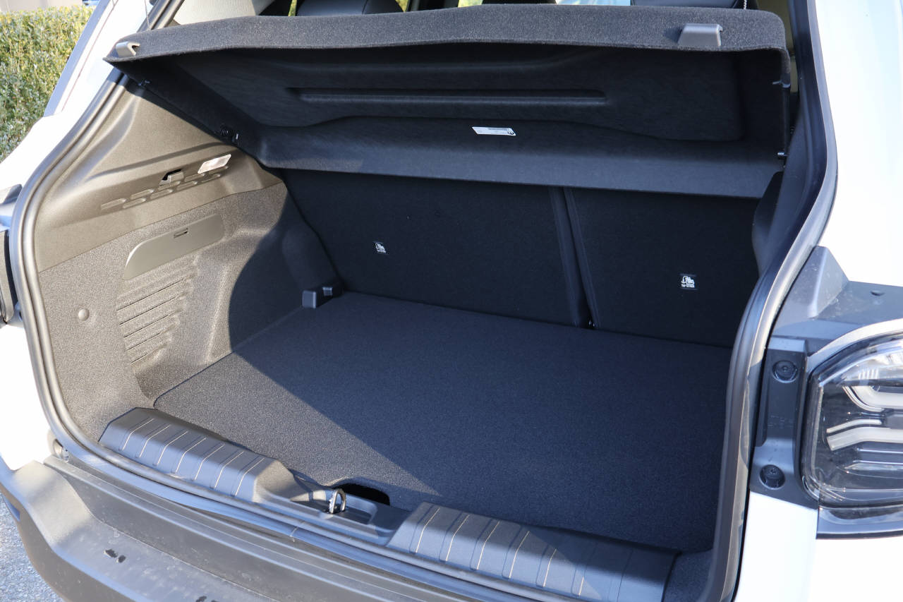 JEEP Avenger 1.2 MHEV Summit-image-14