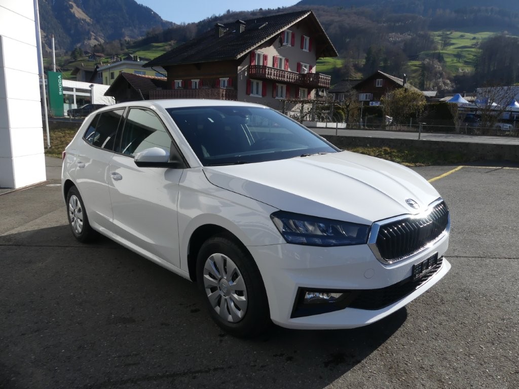 SKODA Fabia 1.0 TSI Selection-image-4