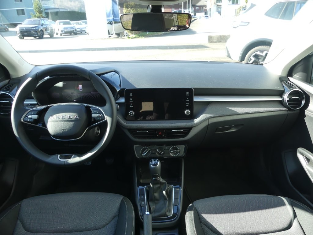 SKODA Fabia 1.0 TSI Selection-image-7