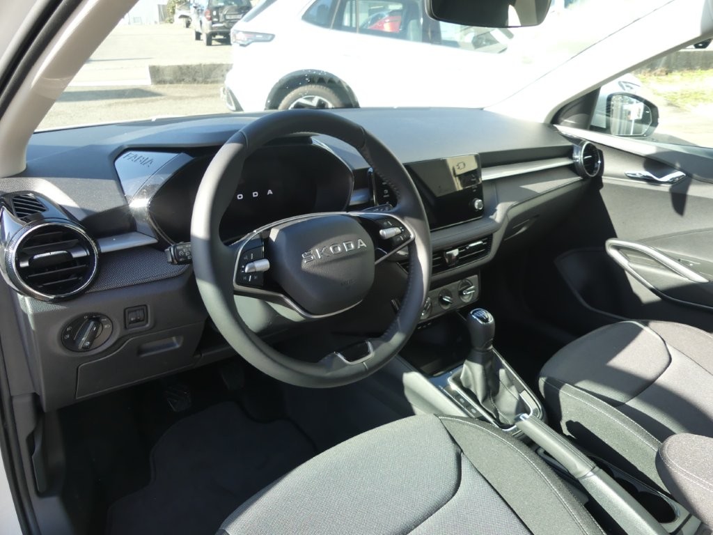 SKODA Fabia 1.0 TSI Selection-image-6