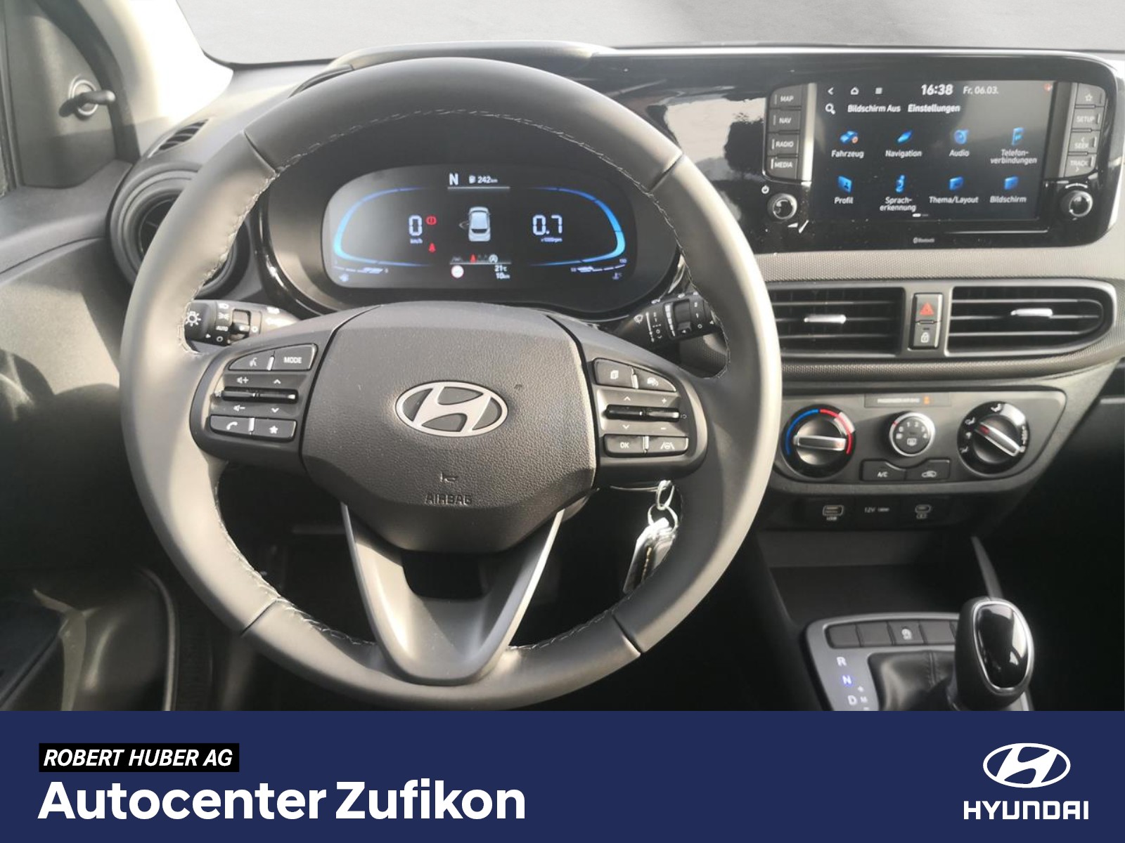 HYUNDAI i10 1.0 Origo Aut.-image-8