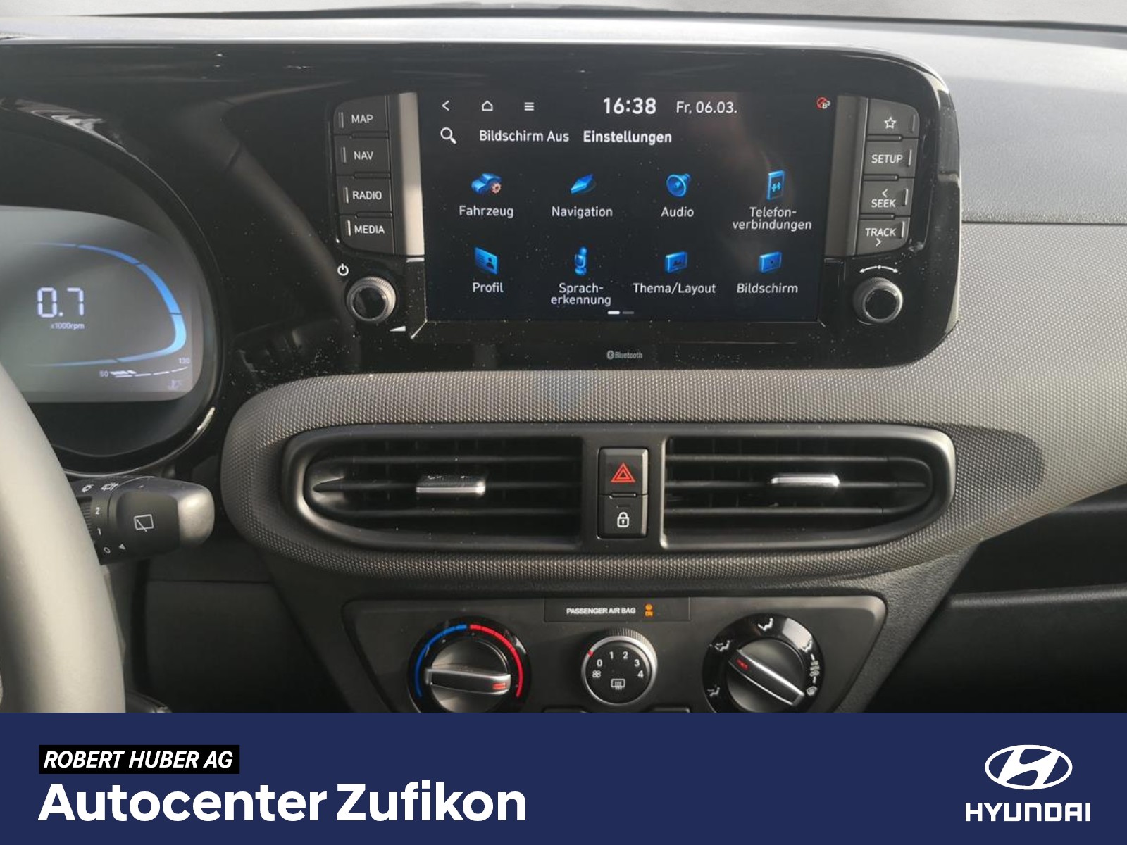 HYUNDAI i10 1.0 Origo Aut.-image-9