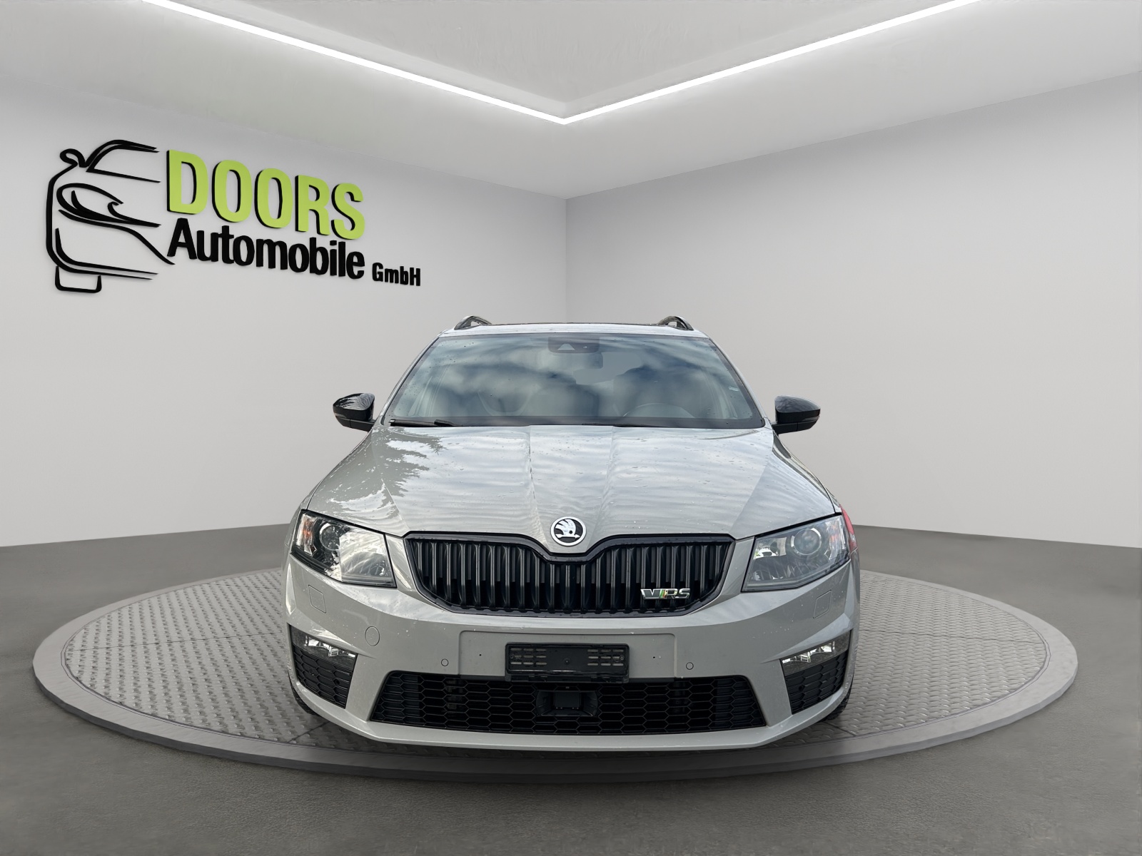 SKODA Octavia Combi 2.0 TDI RS DSG-image-1