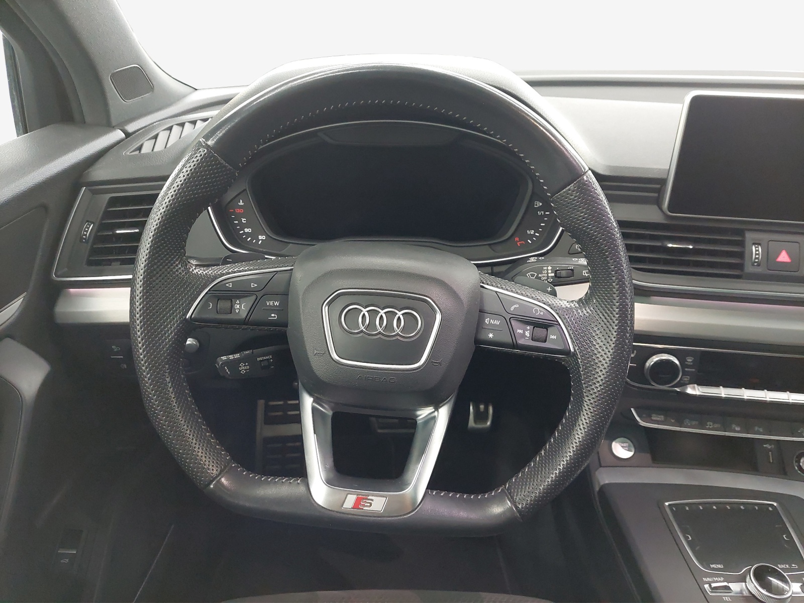 AUDI Q5 45 TFSI sport quattro S-tronic-image-13
