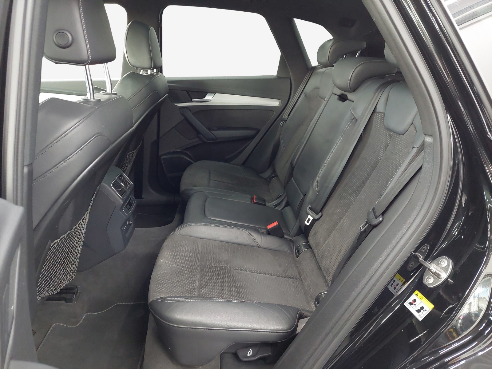 AUDI Q5 45 TFSI sport quattro S-tronic-image-10