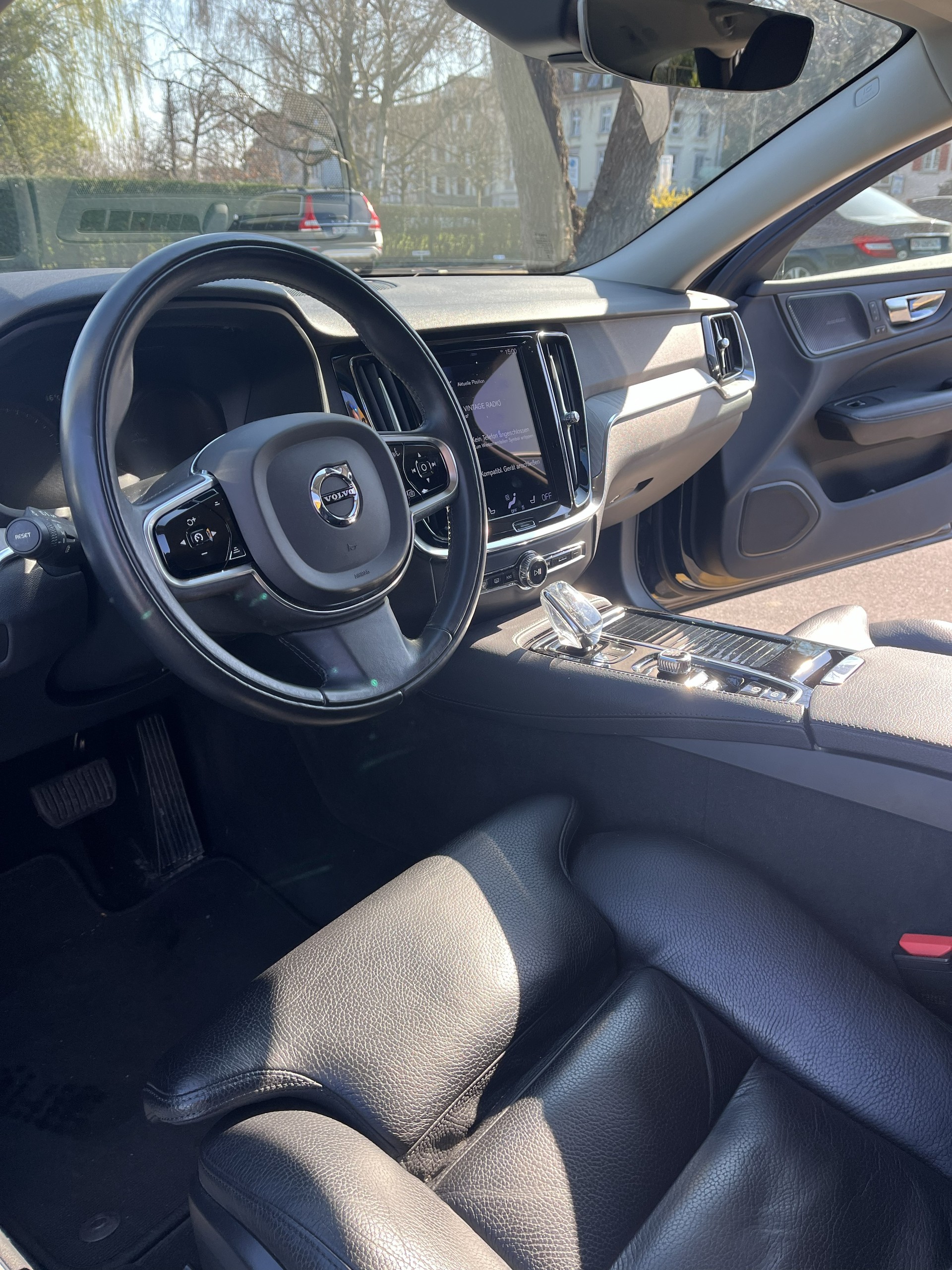 VOLVO V60 T6 eAWD TE Inscription Geartronic-image-8