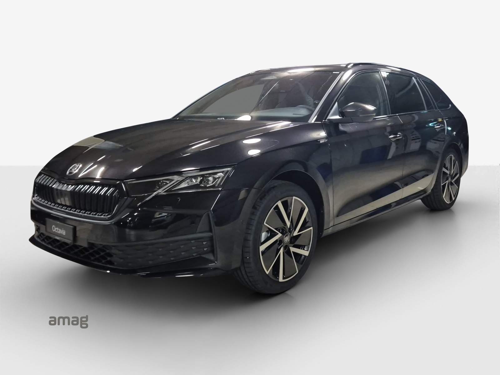 SKODA Octavia Sportline Dynamic-image-0