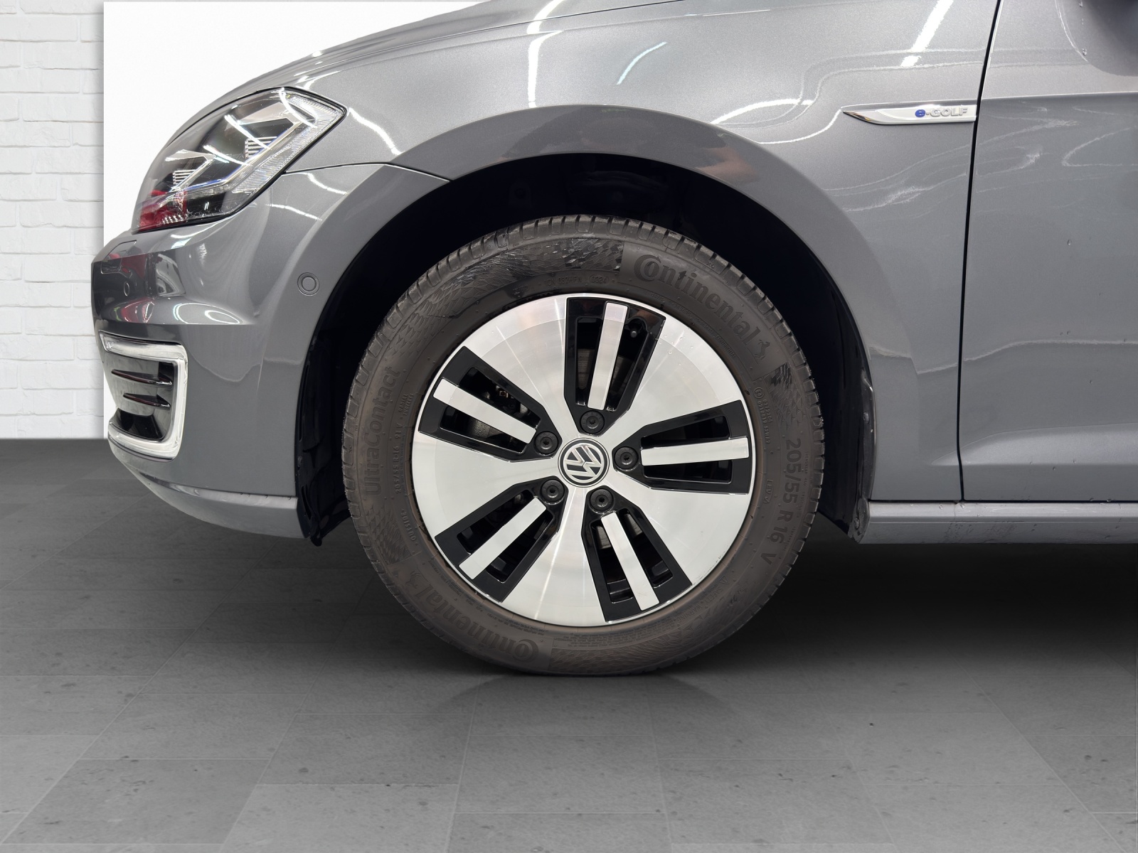 VW Golf VII e-image-5
